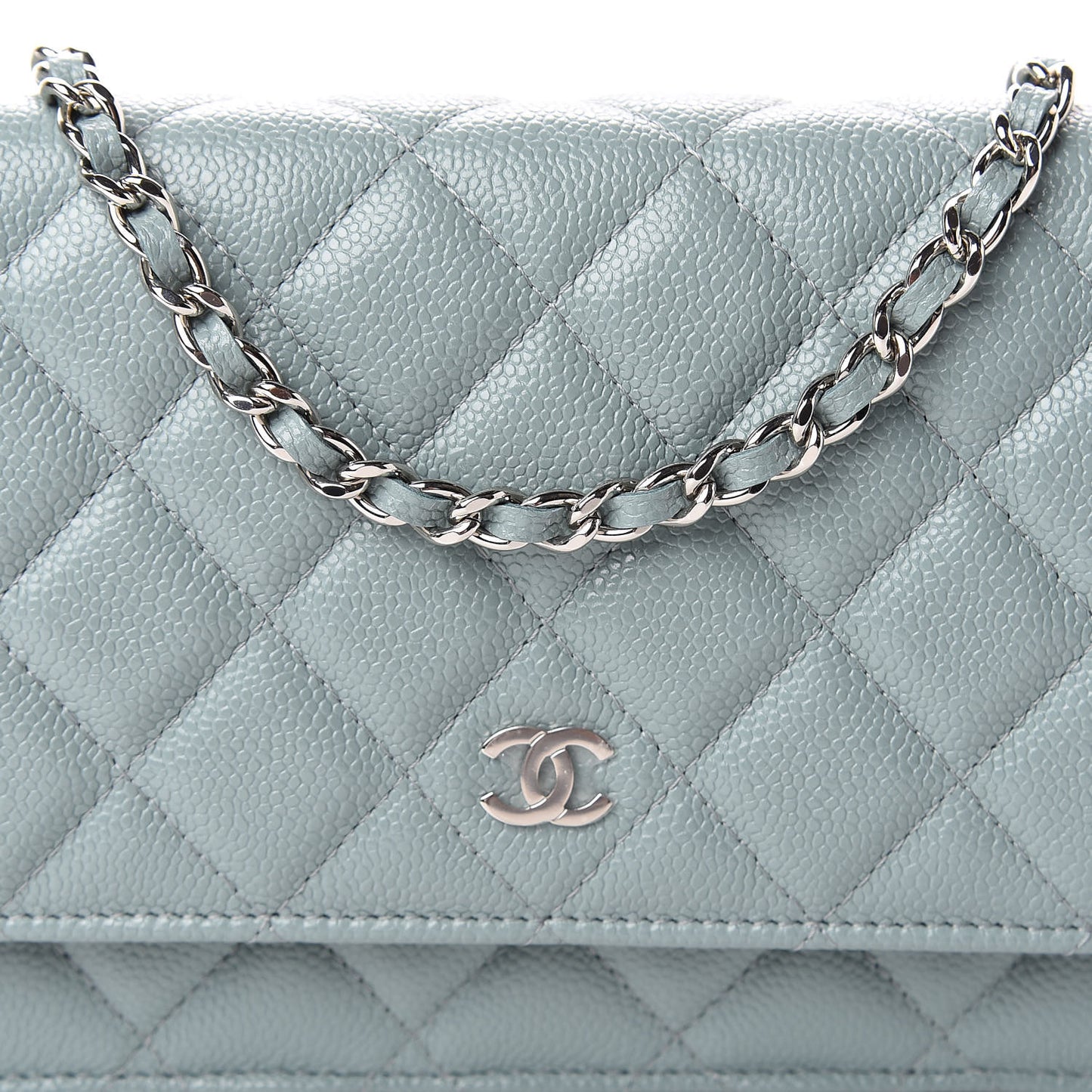 Caviar Quilted Wallet On Chain WOC Light Blue