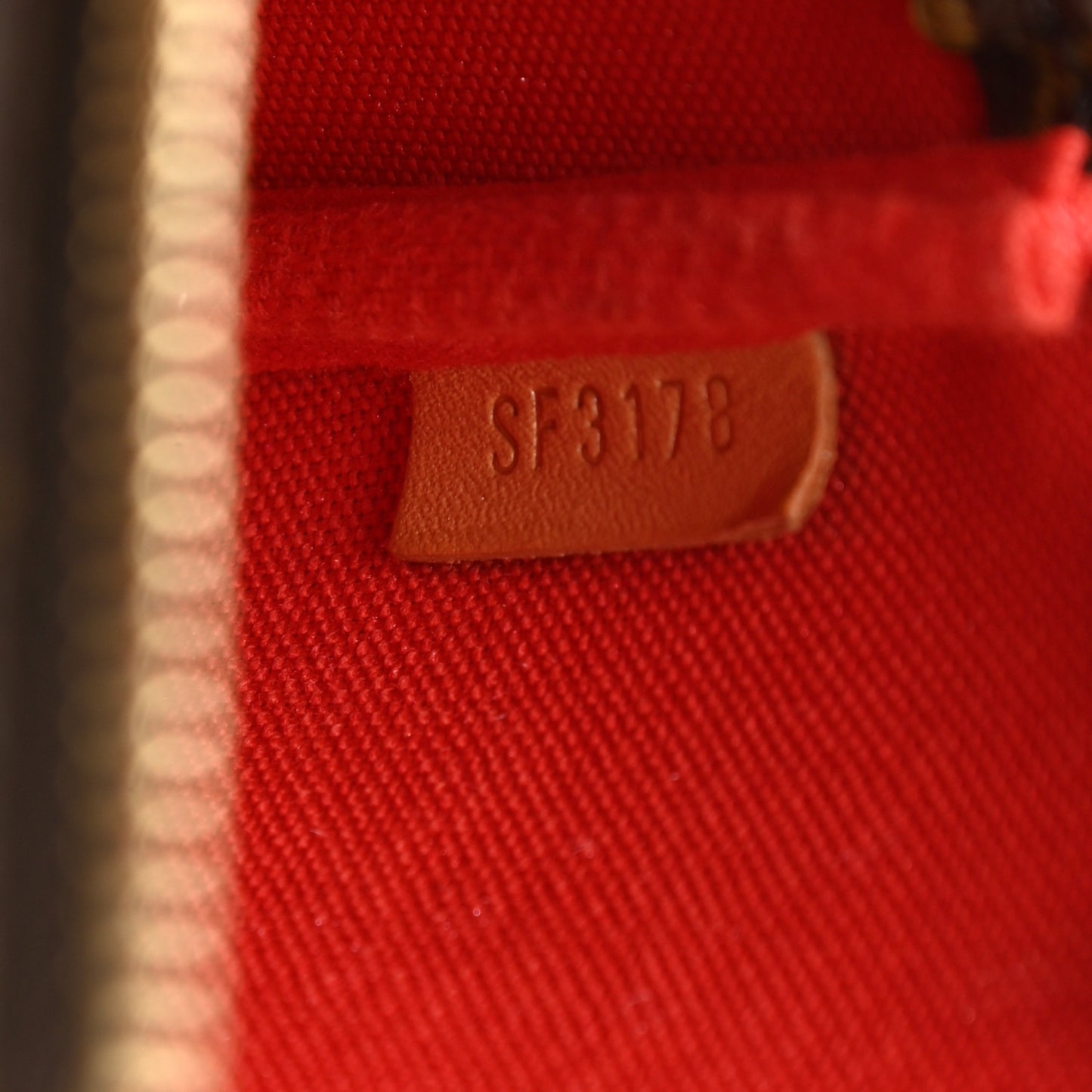 Monogram 2018 Christmas Animation Mini Cats Pochette Accessories