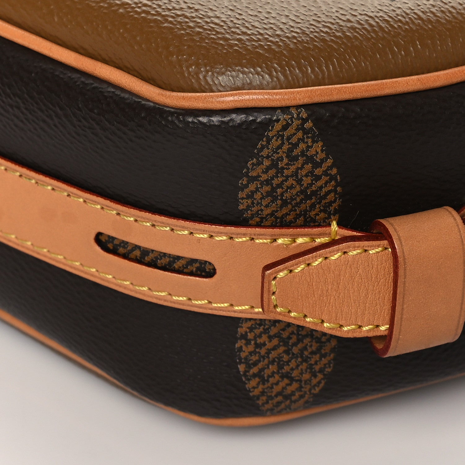 Louis Vuitton Reverse Monogram Giant Boite Chapeau Souple 9 of 9