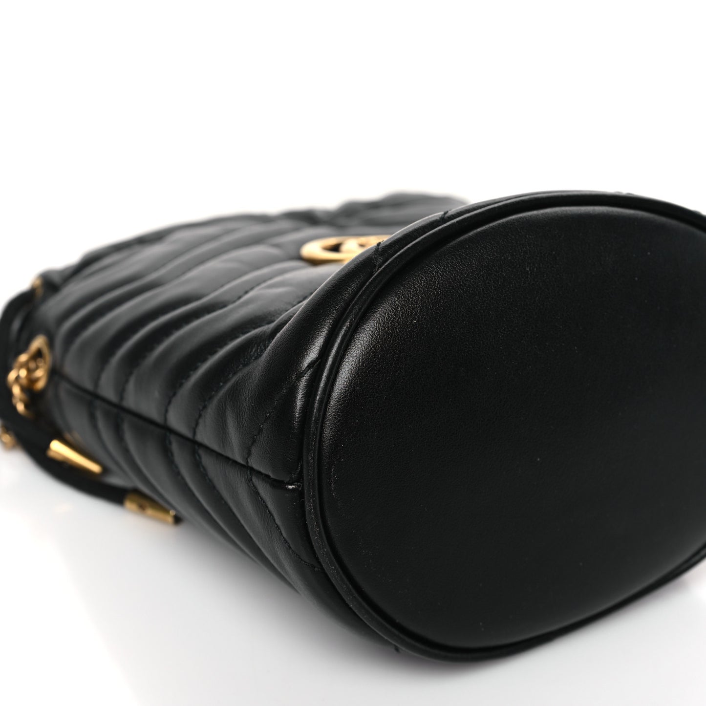 Calfskin Matelasse Mini GG Marmont 2.0 Bucket Bag Black