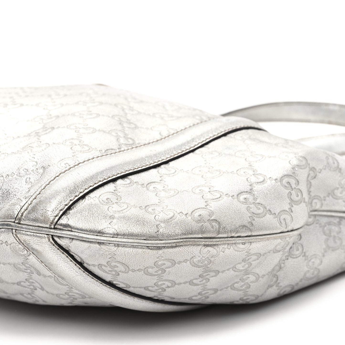 Metallic Guccissima Medium Britt Tote Silver