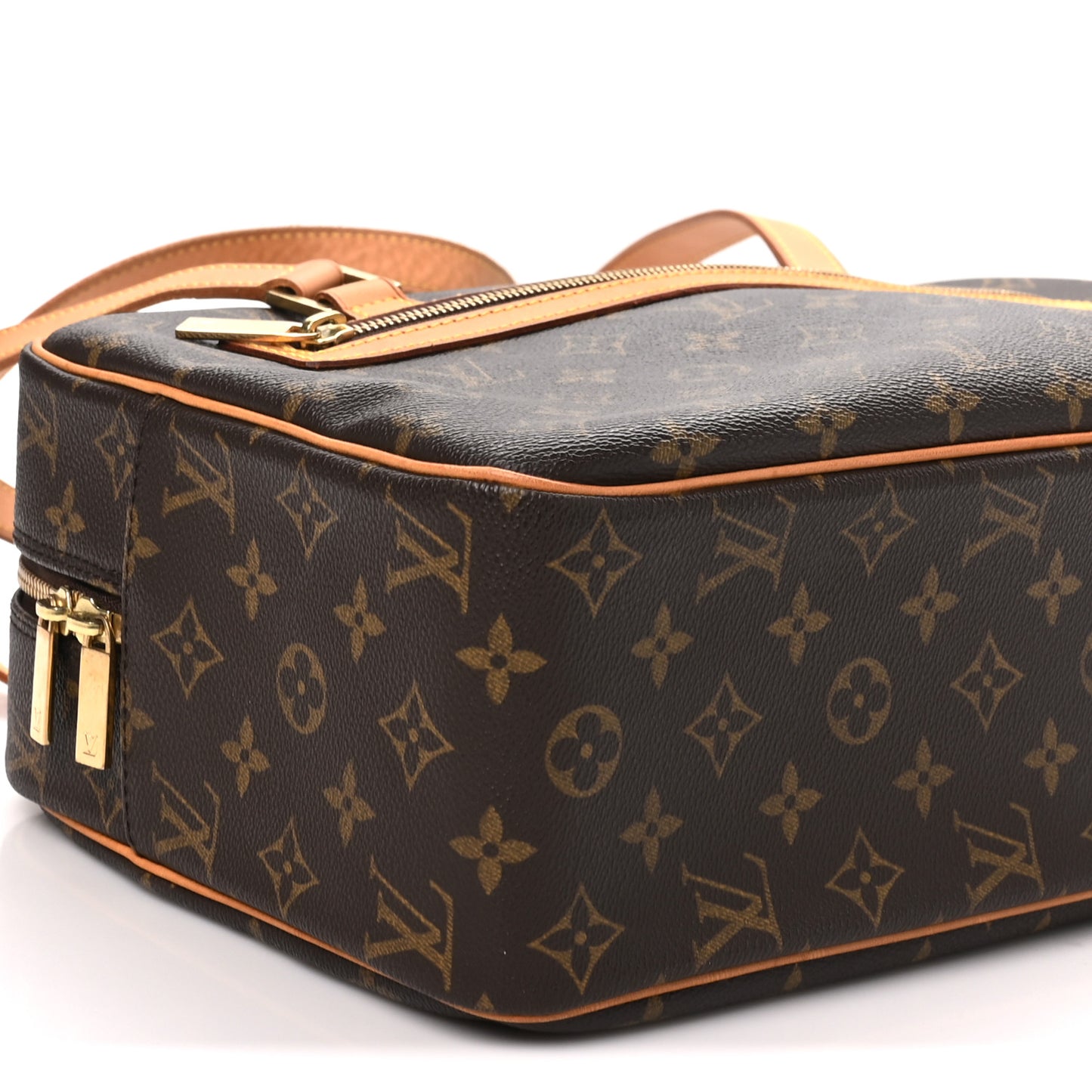 Monogram Cite GM