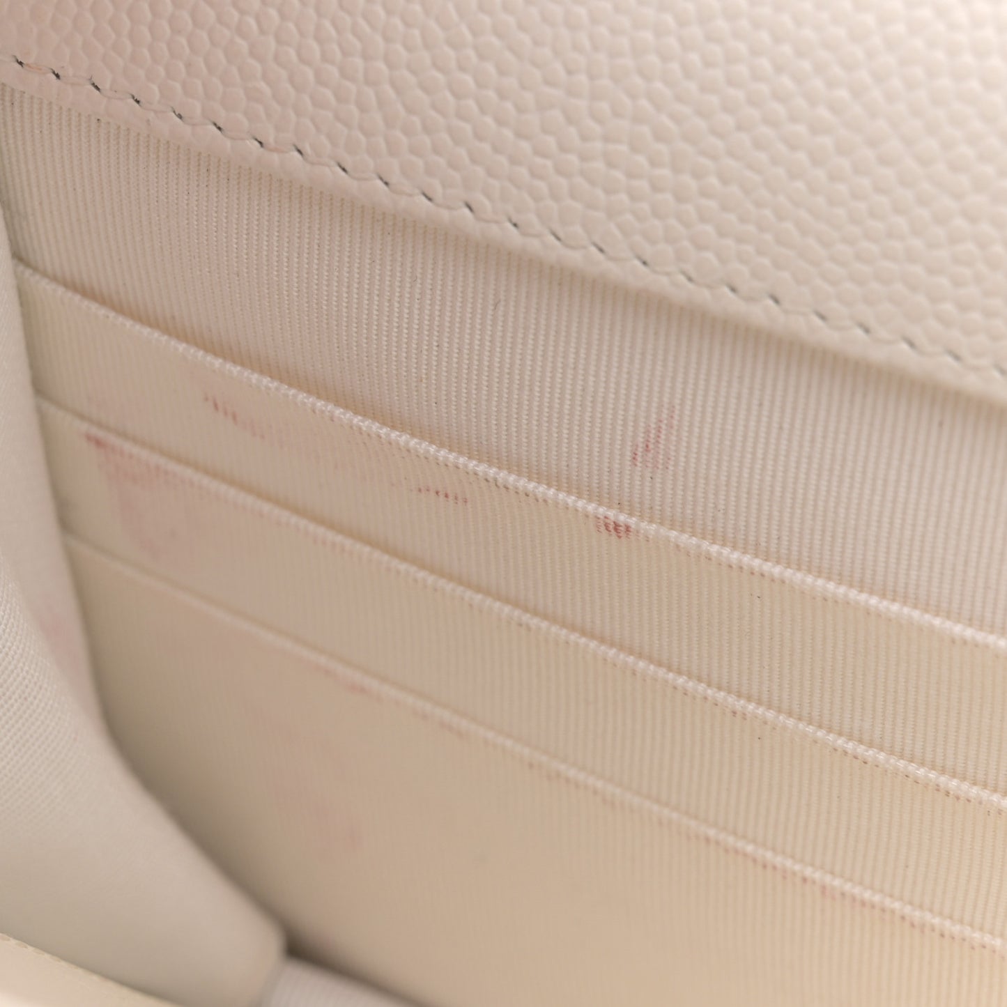 Caviar Quilted Wallet On Chain WOC White