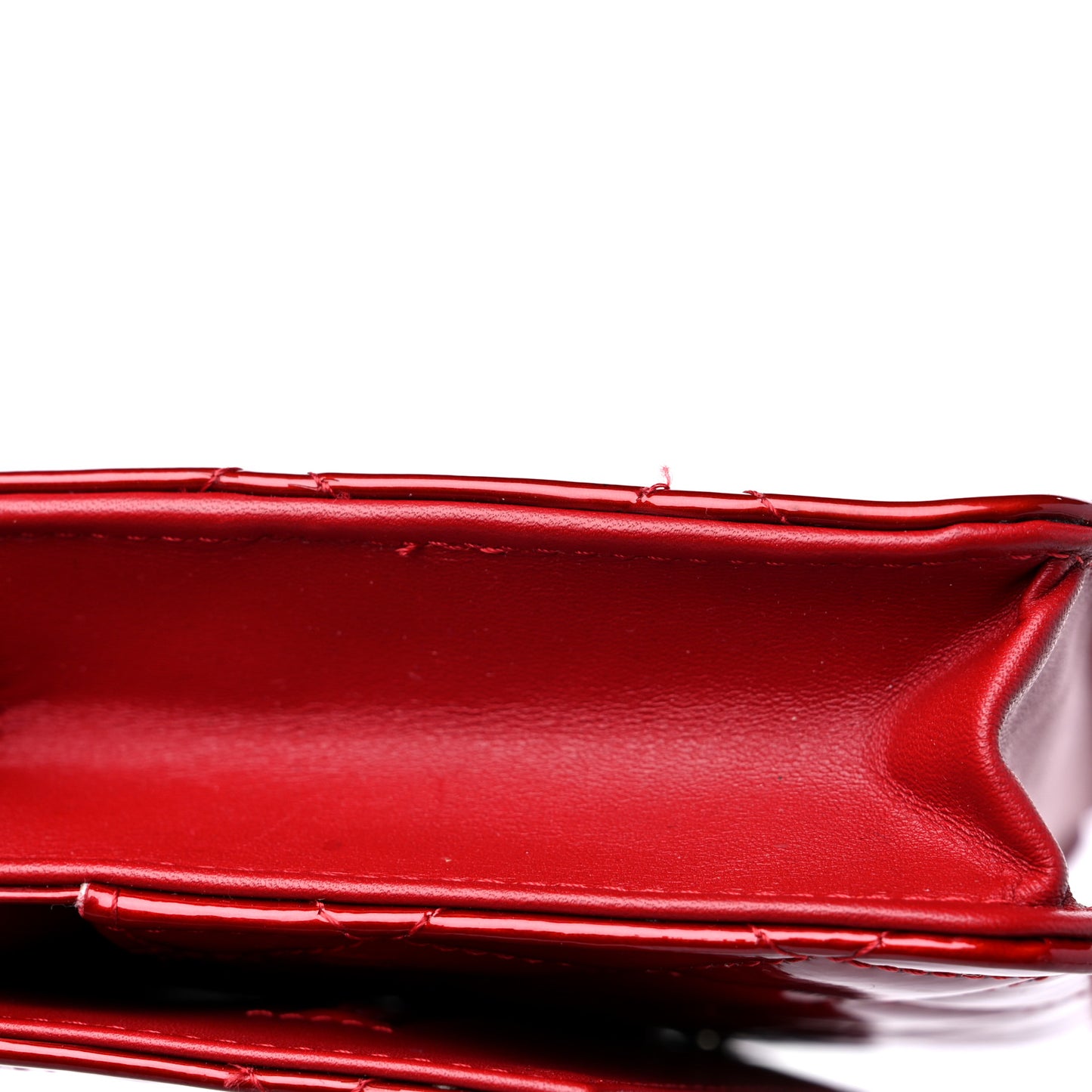 Patent Quilted Brilliant Wallet On Chain WOC Red