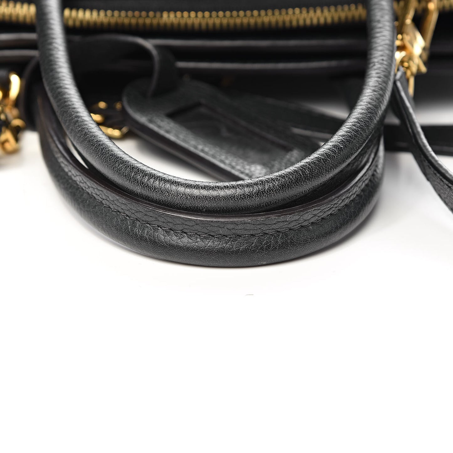 Calfskin Studded City Steamer MM Black