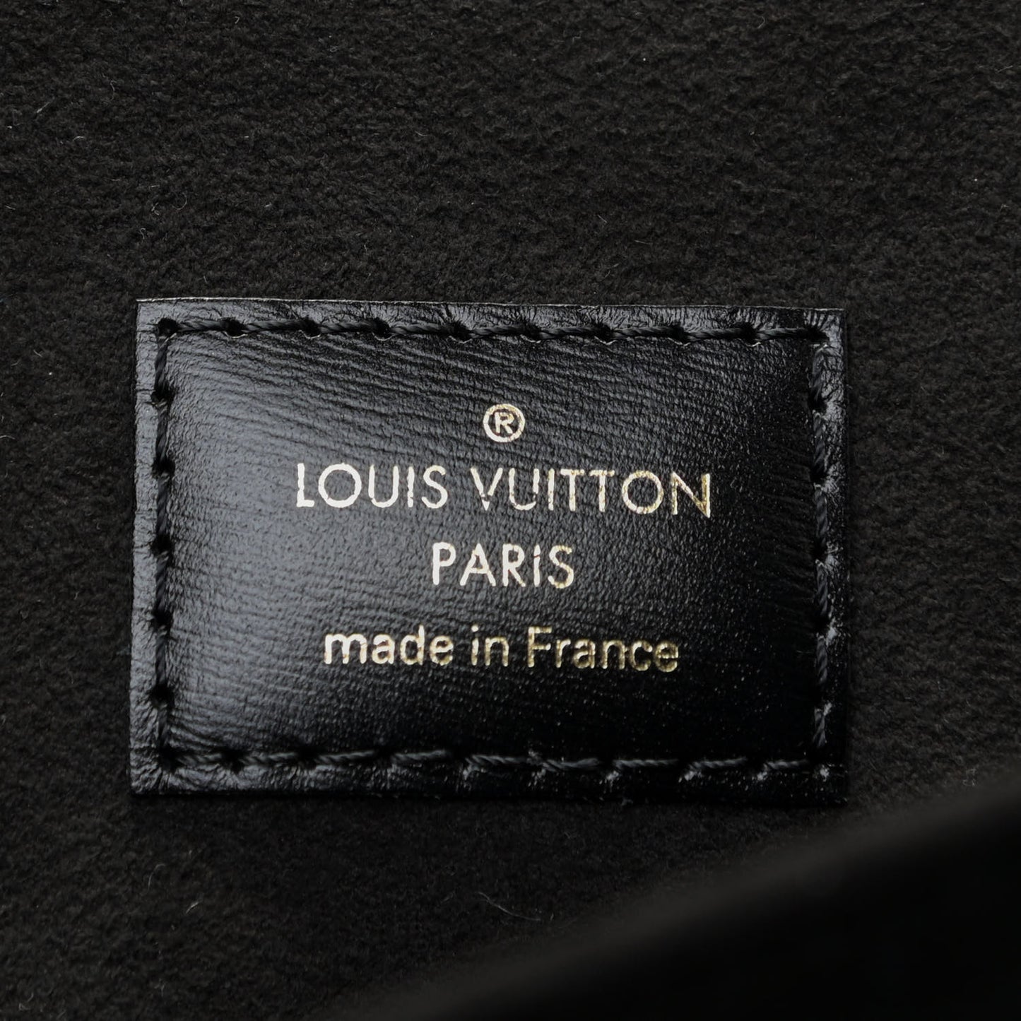 Reverse Monogram Pochette Metis