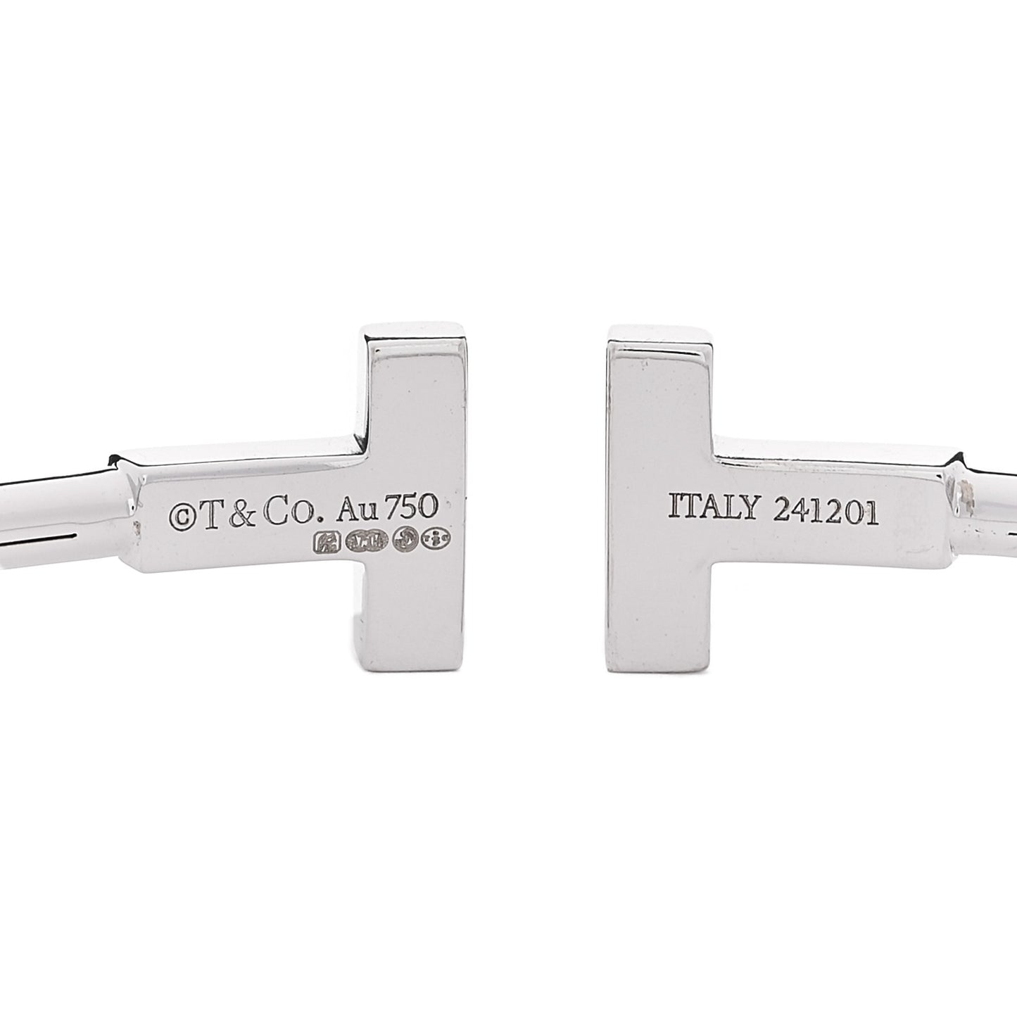 18K White Gold T Wire Bracelet