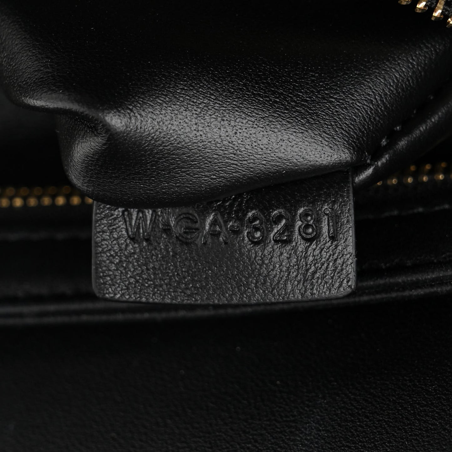 Shiny Calfskin Medium Triomphe Black
