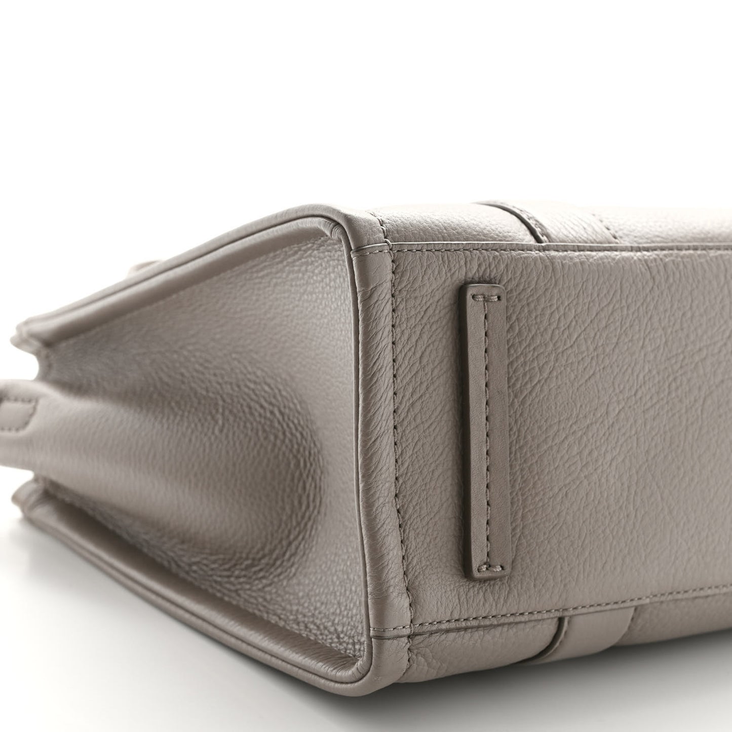 Grained Calfskin Medium The Tote Bag Taupe