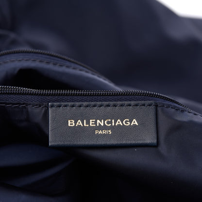 Balenciaga Textured Sport Nylon Logo Embroidered M Wheel Gym Bag Bleu Navy Rouge 6 of 9