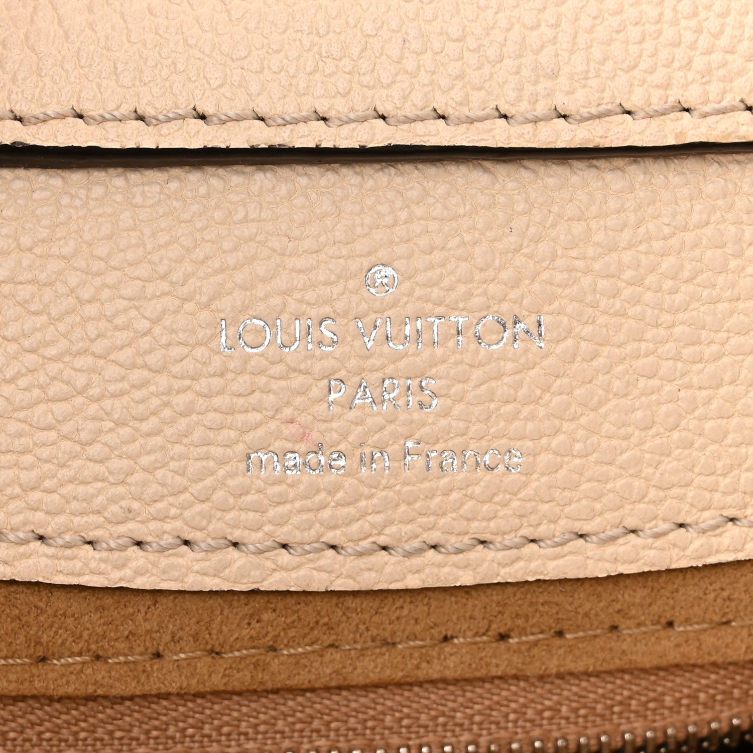 Louis Vuitton Cuir Plume Cuir Ecume Very Hobo Sesame Creme 6 of 12