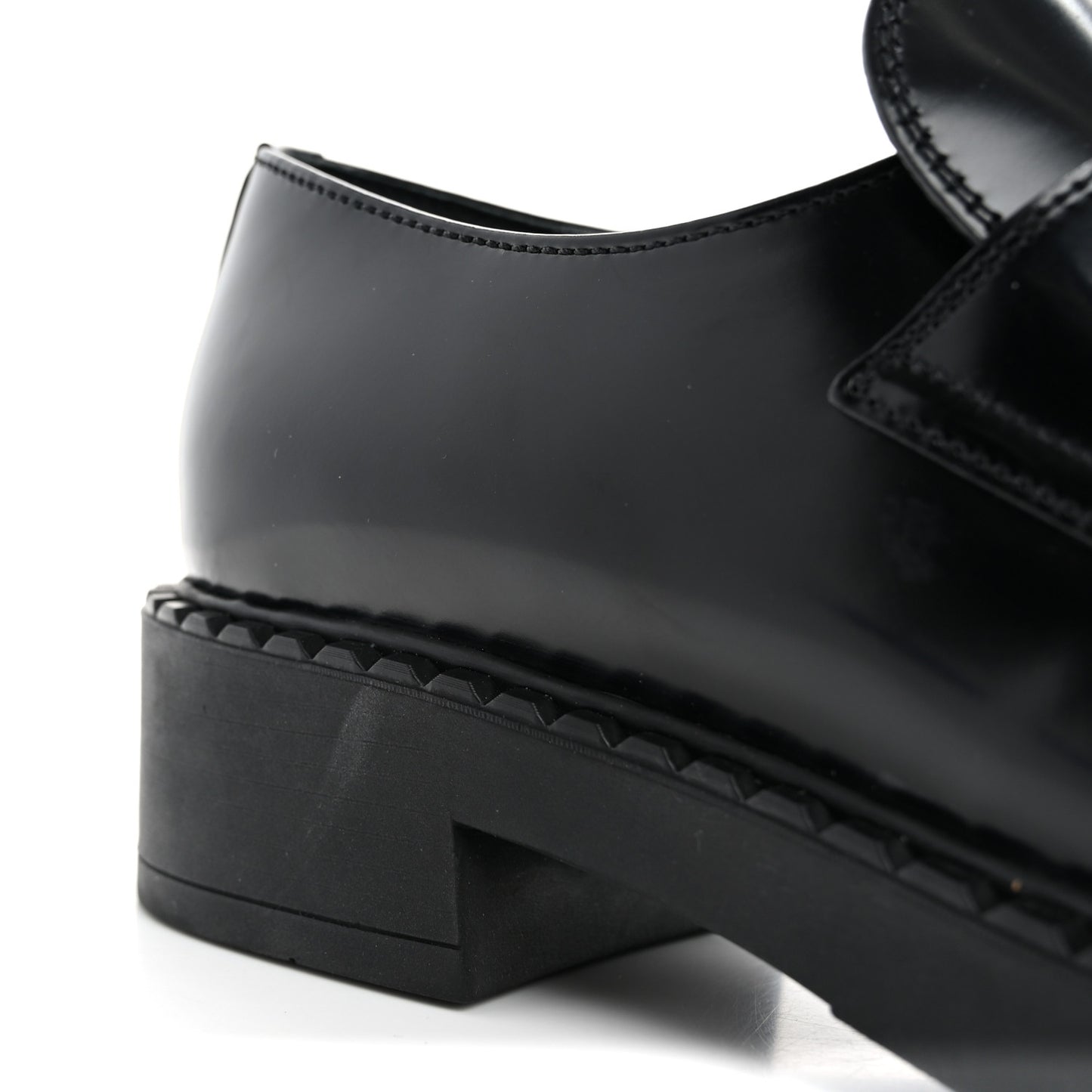 Spazzolato Metal Triangle Logo 50mm Loafers 39 Black