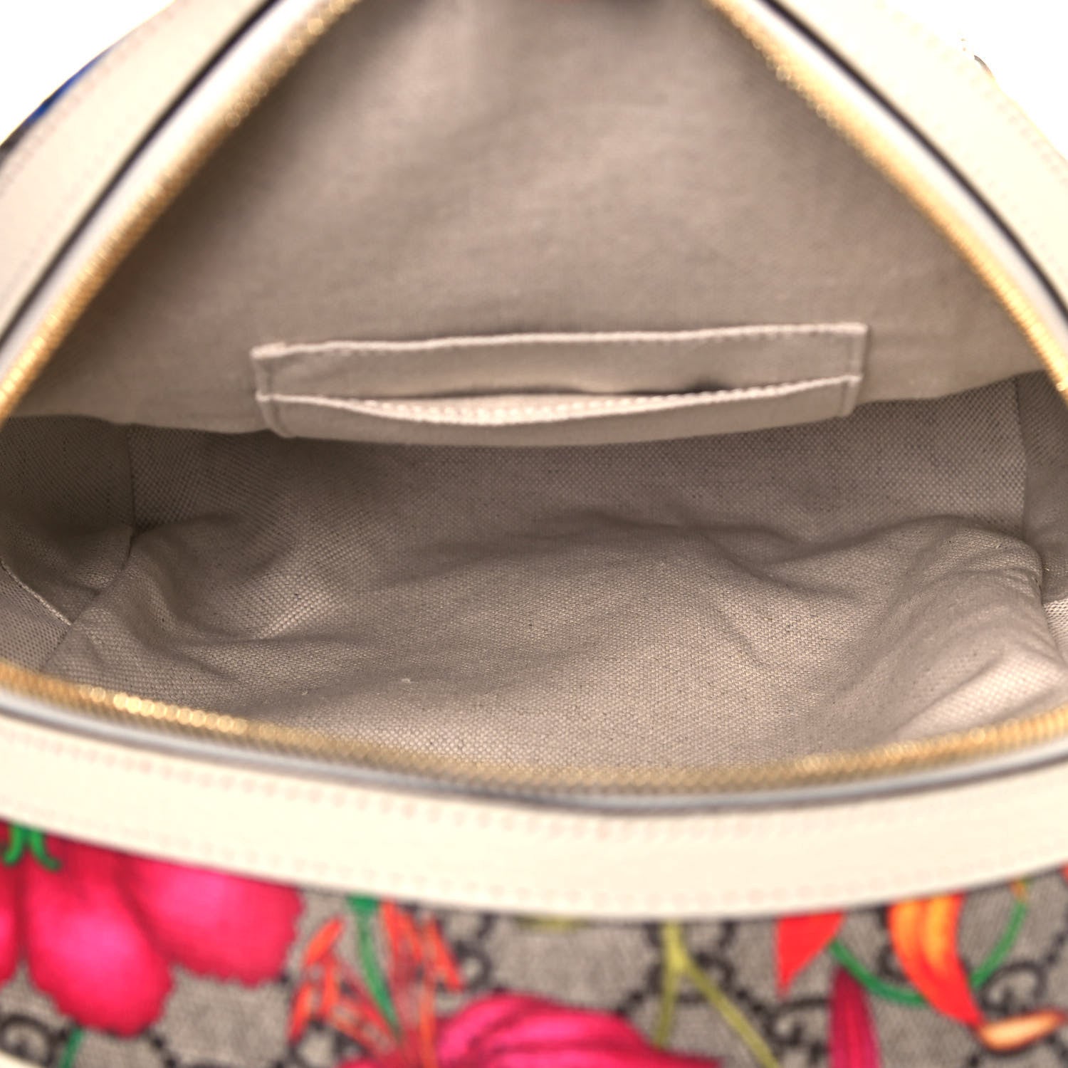 Gucci GG Supreme Monogram Flora Web Small Ophidia Day Backpack White 5 of 14