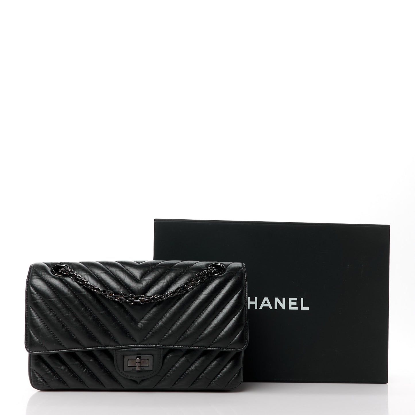 Aged Calfskin Chevron Quilted 2.55 Reissue 225 Flap So Black