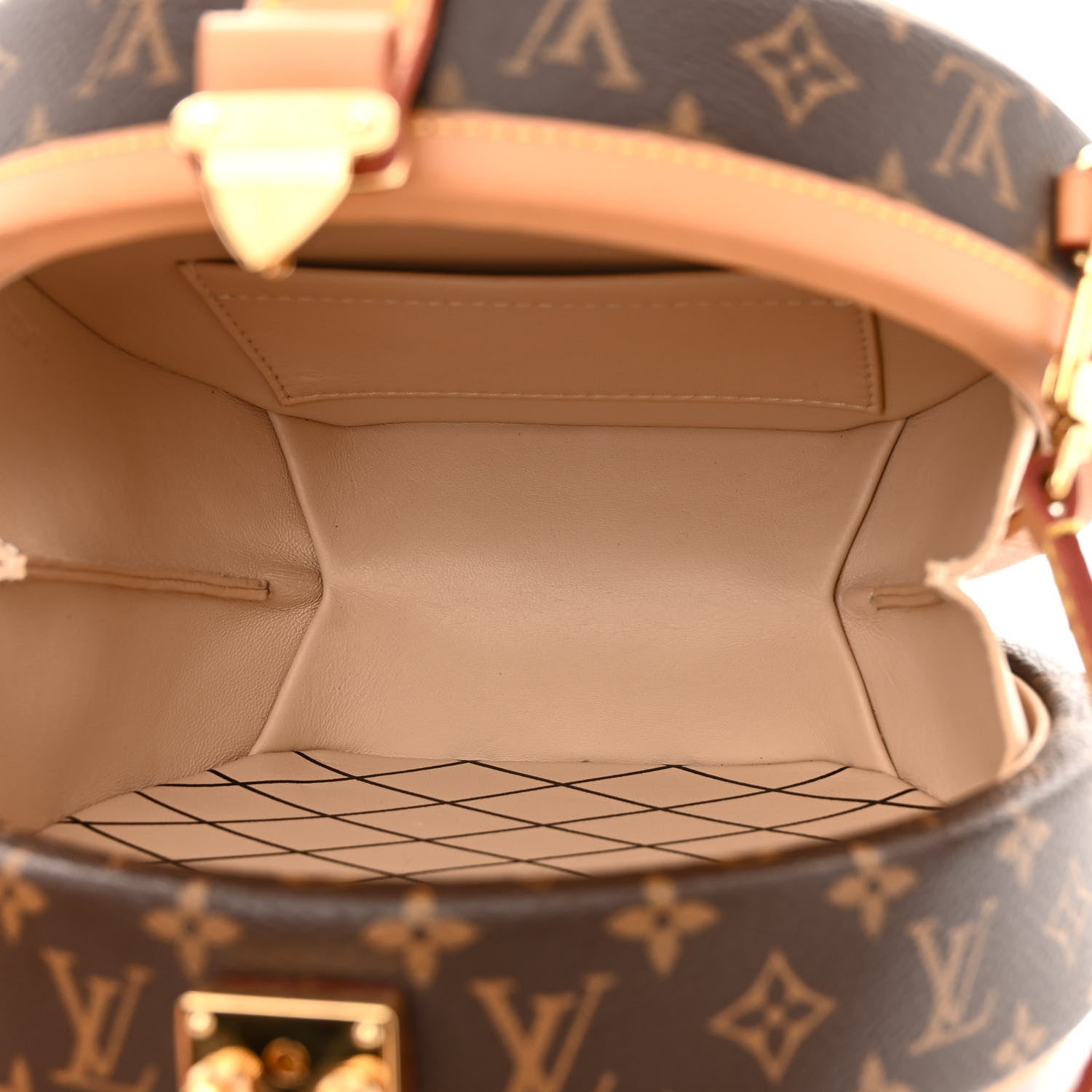 Louis Vuitton Monogram Petite Boite Chapeau 7 of 11