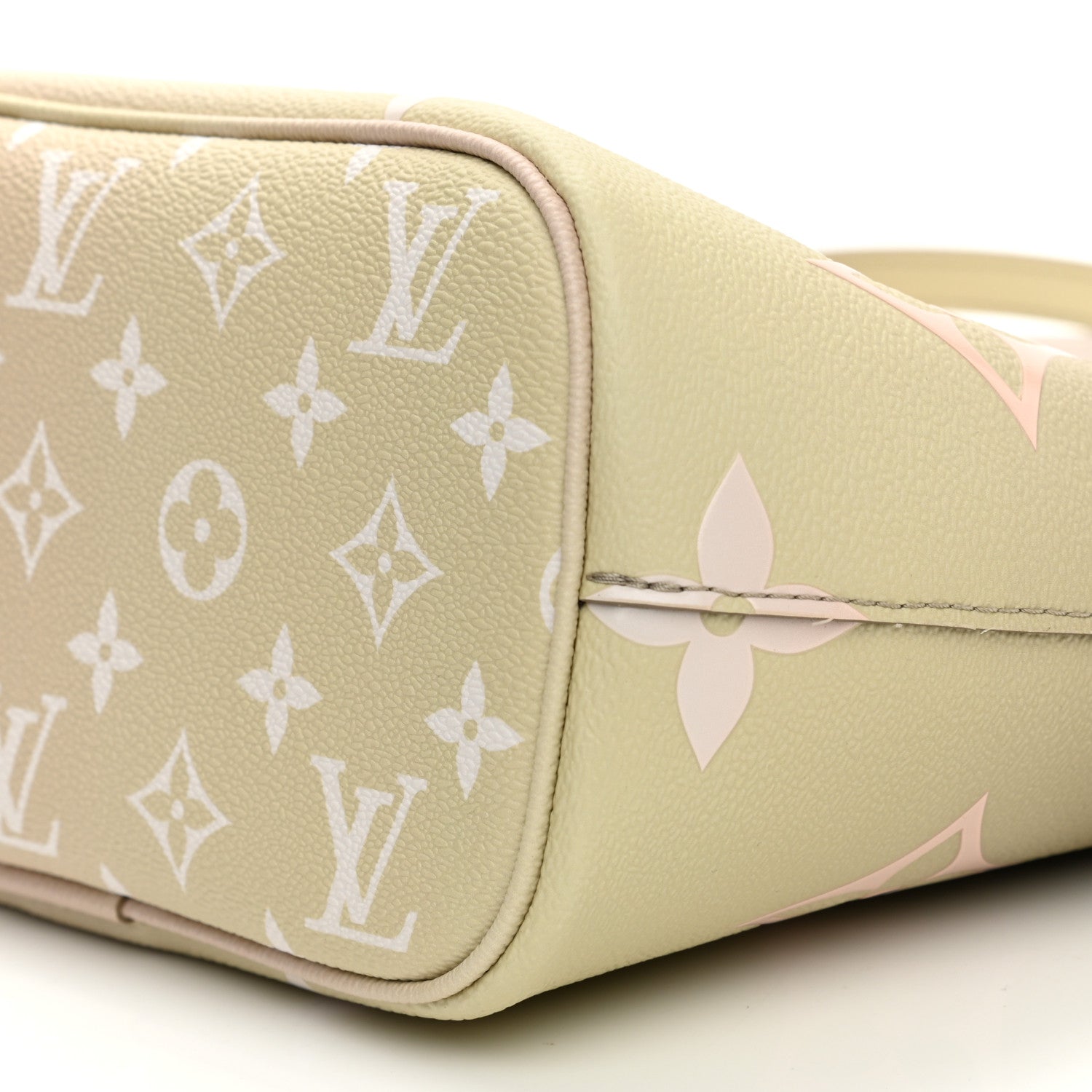 Louis Vuitton Monogram Giant Spring In The City Marshmallow Hobo Sunset Kaki 9 of 9