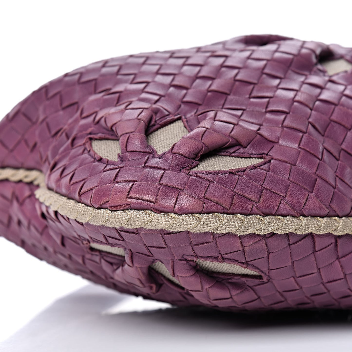 Nappa Intrecciato Flower Medium Veneta Hobo