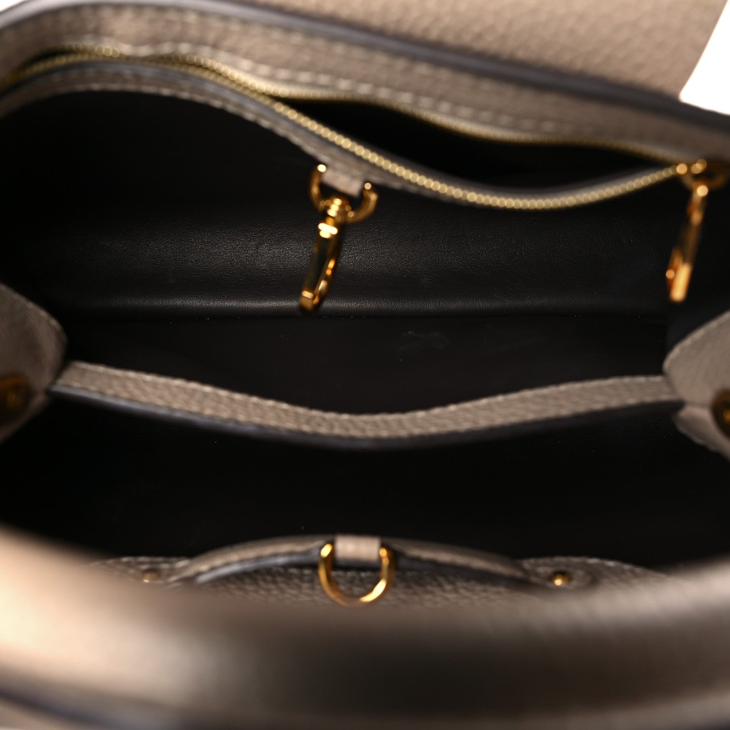Louis Vuitton Taurillon Capucines BB Galet 5 of 8