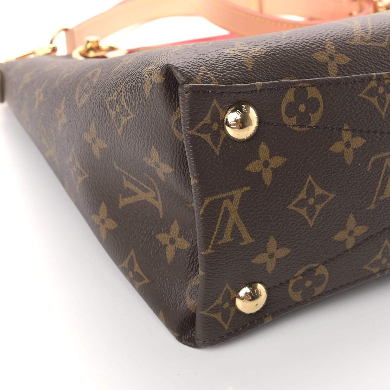 Louis Vuitton Monogram V Tote MM Cherry 8 of 10