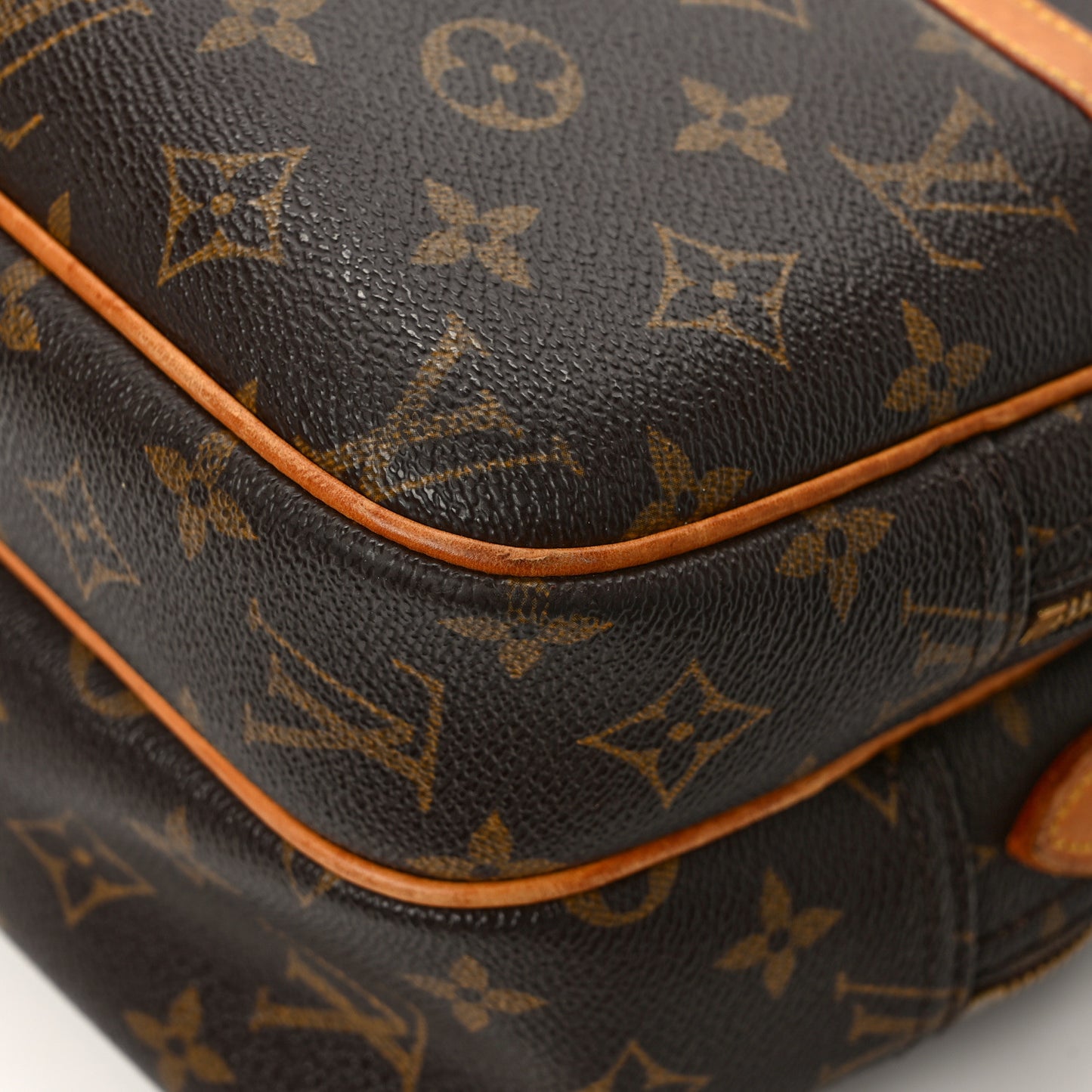 Monogram Reporter PM