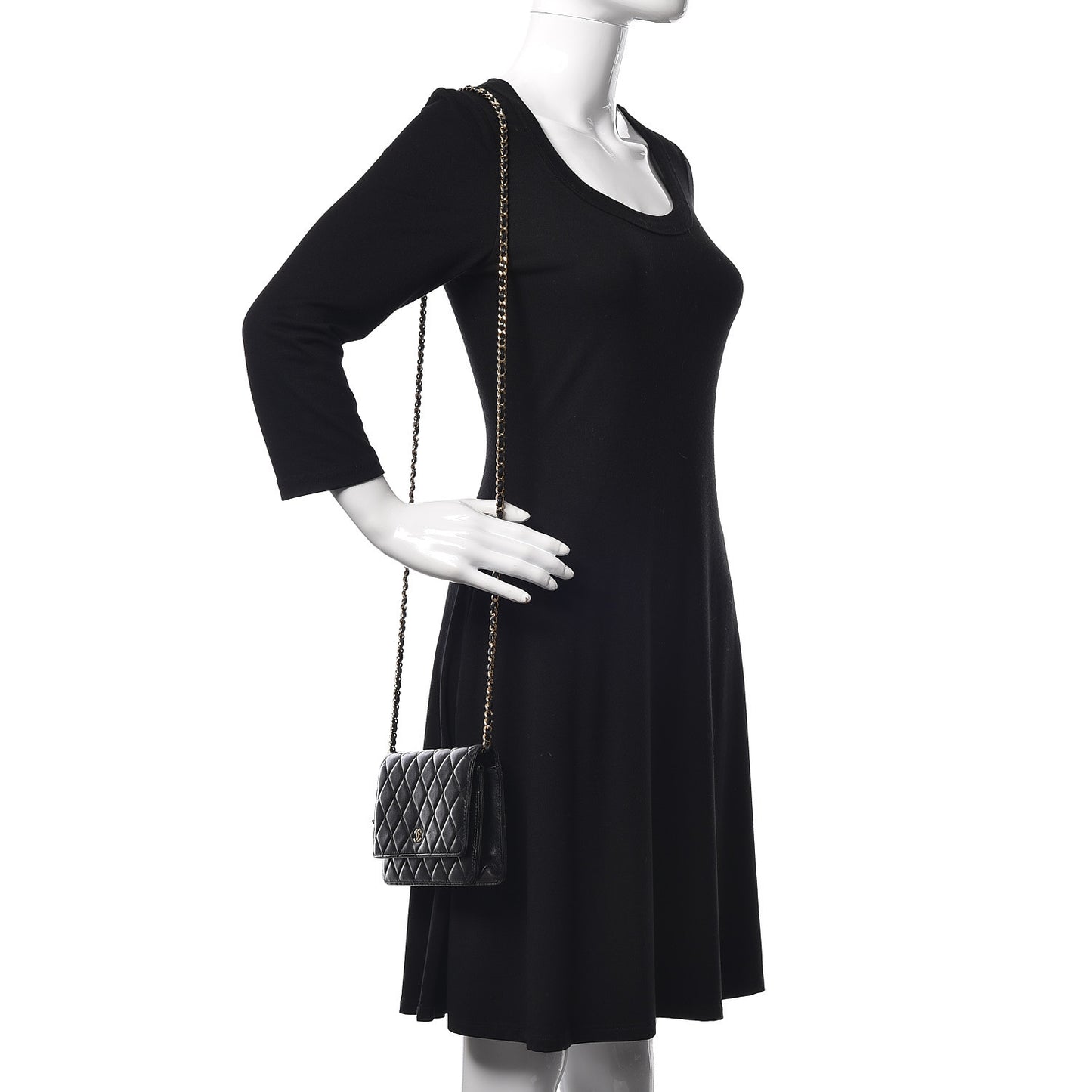 Lambskin Quilted Wallet On Chain WOC Black