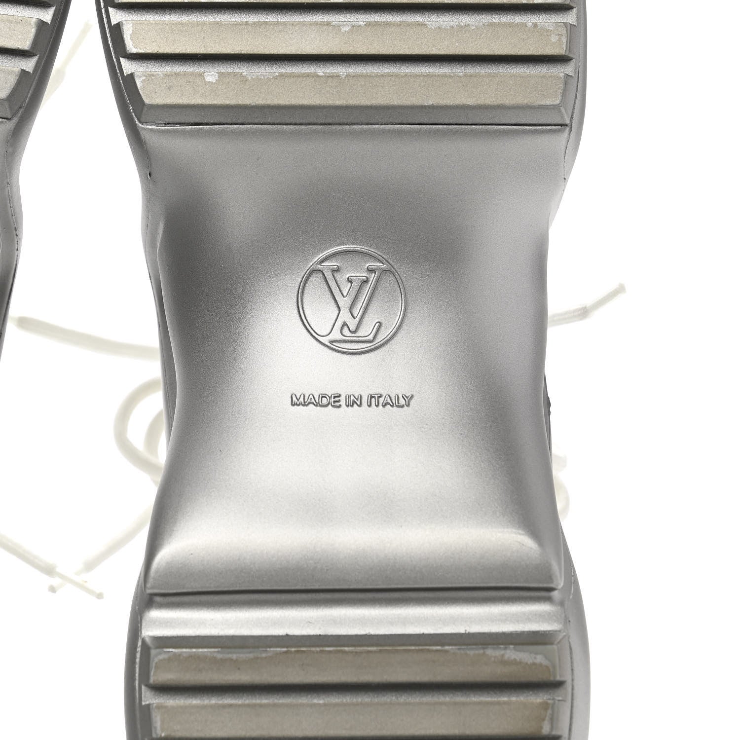 Louis Vuitton Metallic Calfskin Technical Nylon LV Archlight Sneakers 41 White Silver 6 of 10