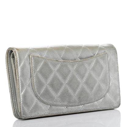Chanel Metallic Lambskin Quilted Yen Wallet Silver 3 of 16