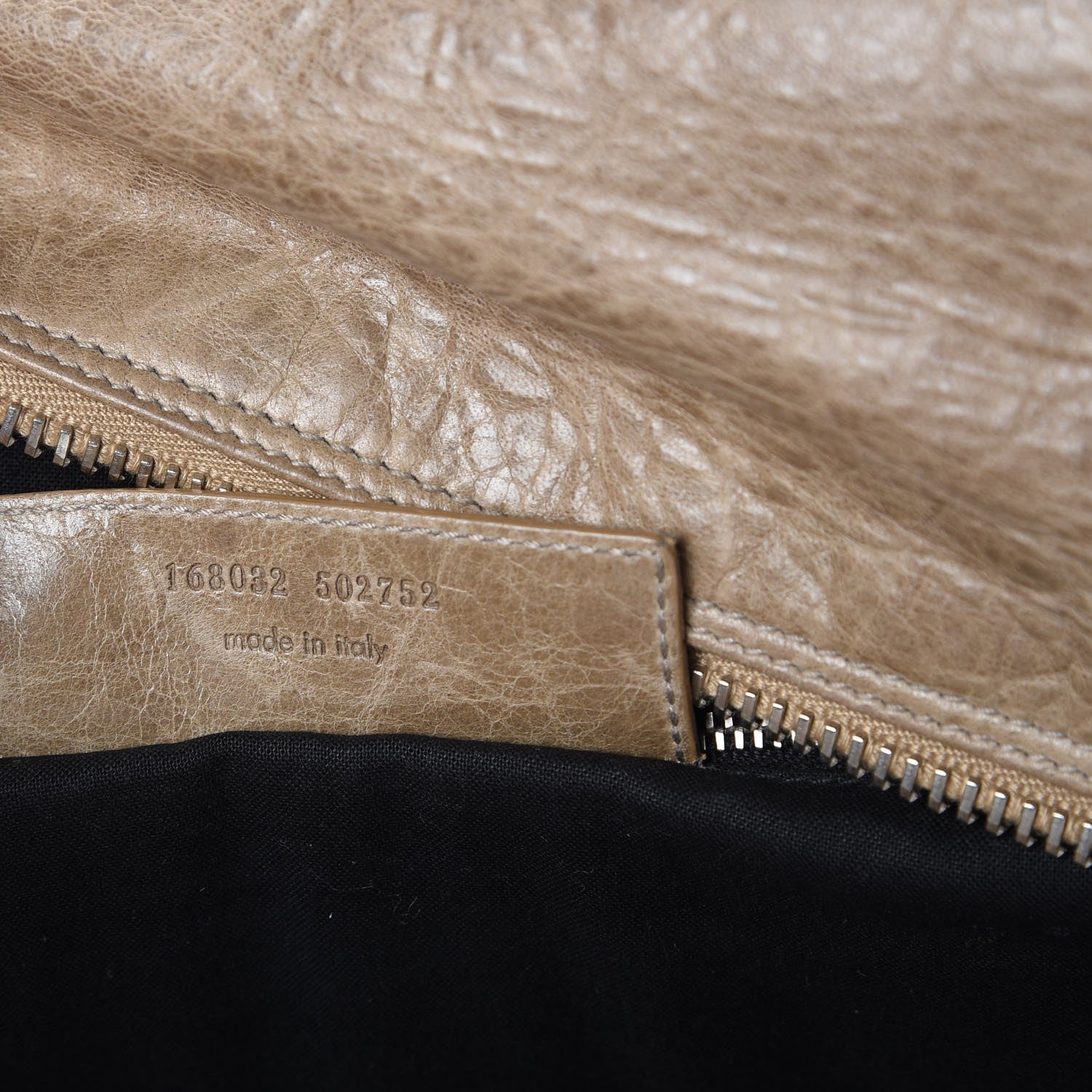 Balenciaga Agneau Quilted Matelasse MM Tote 7 of 7