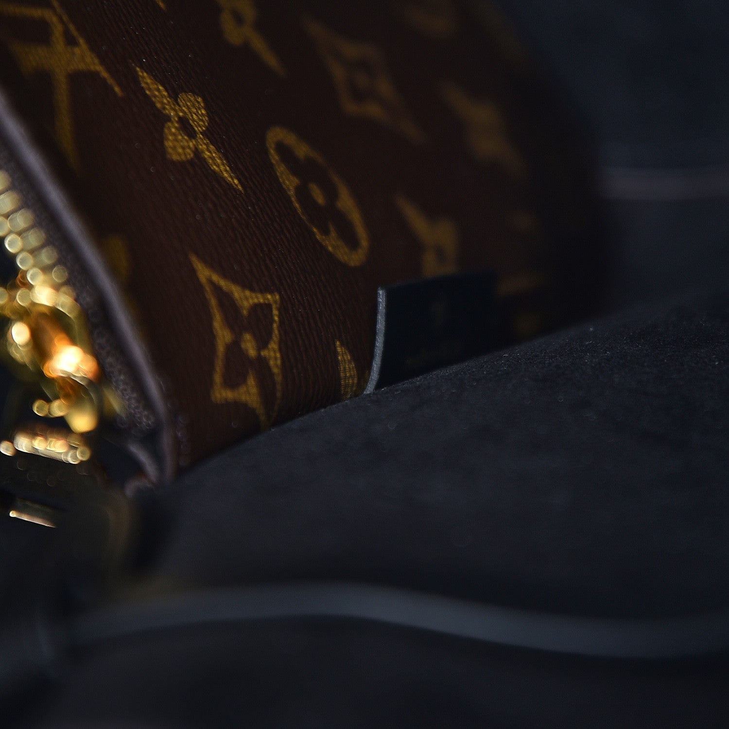 Louis Vuitton Monogram Neonoe MM Black 7 of 8