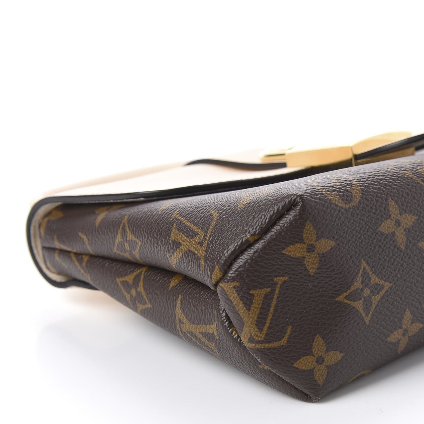 Monogram Locky BB Creme
