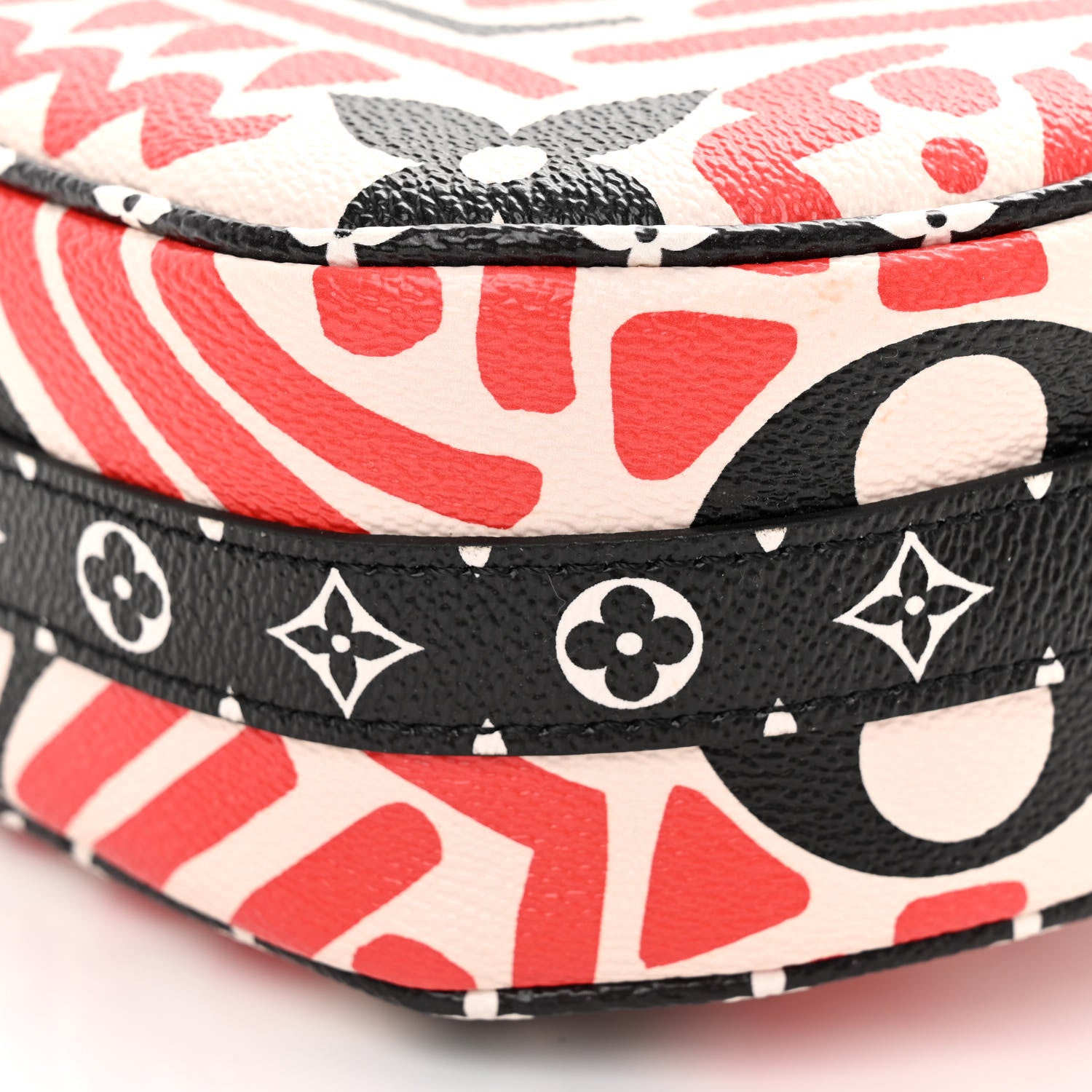 Louis Vuitton Monogram Giant Crafty Boite Chapeau Souple PM Creme Rouge Black 9 of 9
