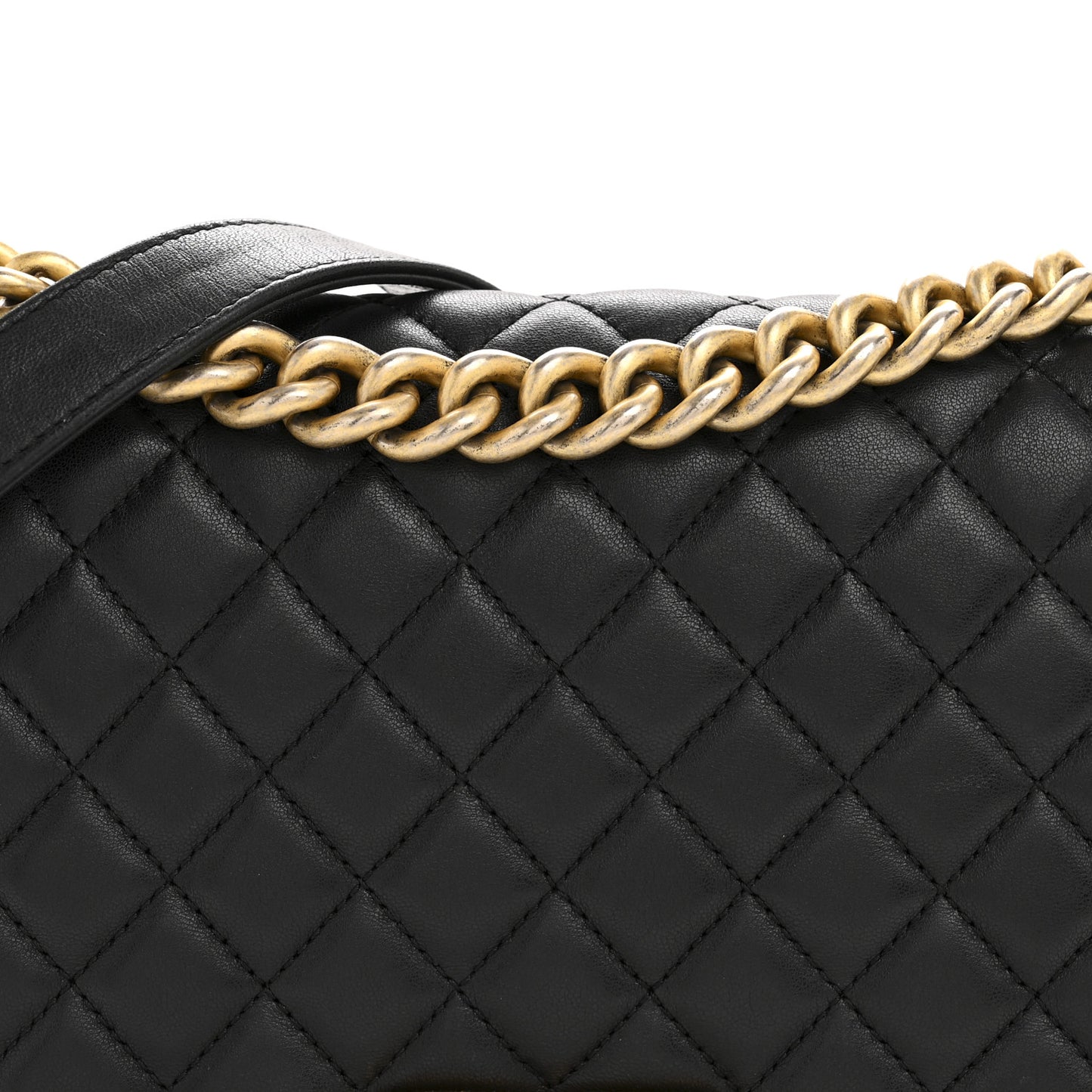 Lambskin Quilted Medium Boy Flap Black