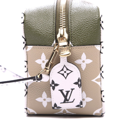 Louis Vuitton Monogram Giant Beach Pouch Kaki 10 of 10