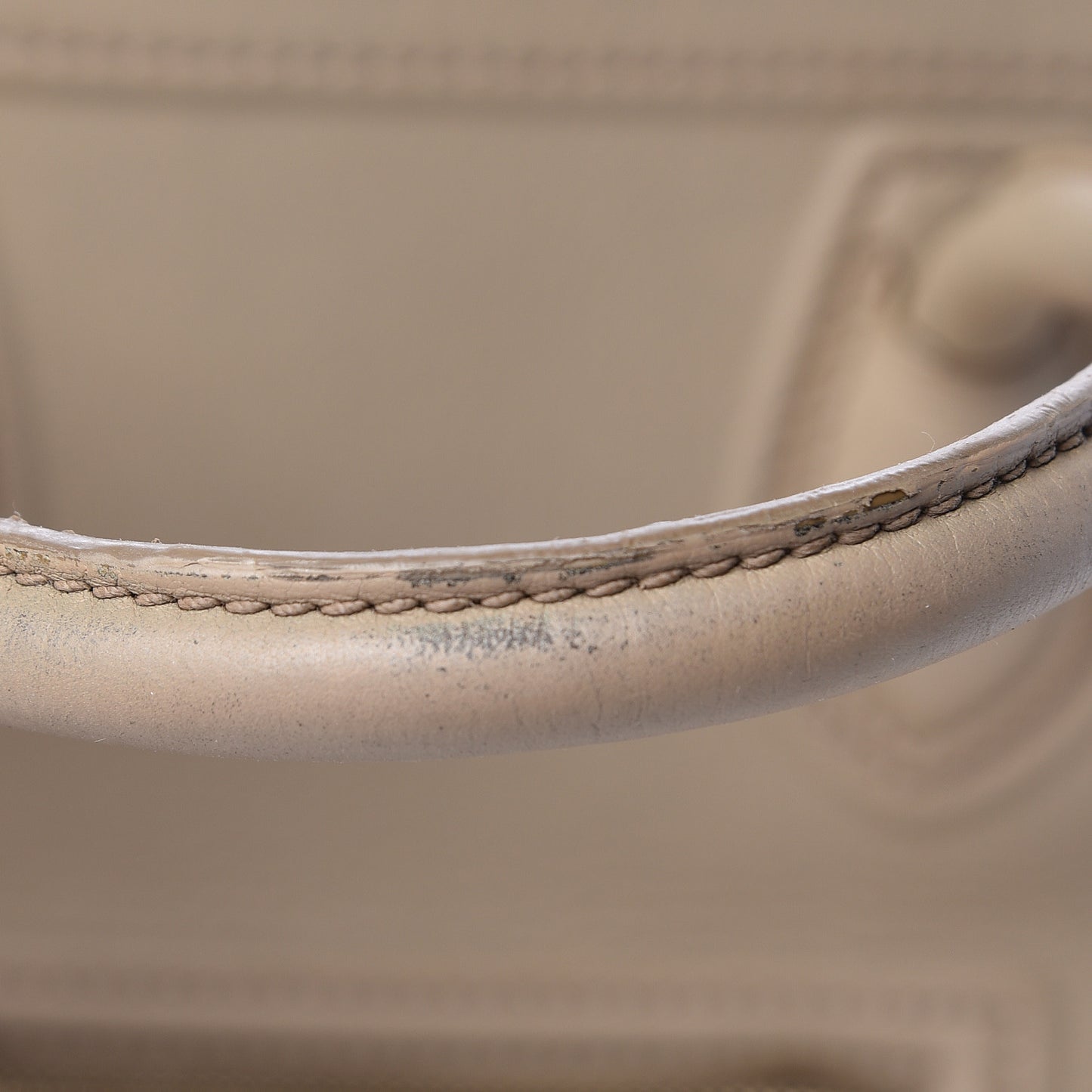 Supple Calfskin Medium Phantom Luggage Beige