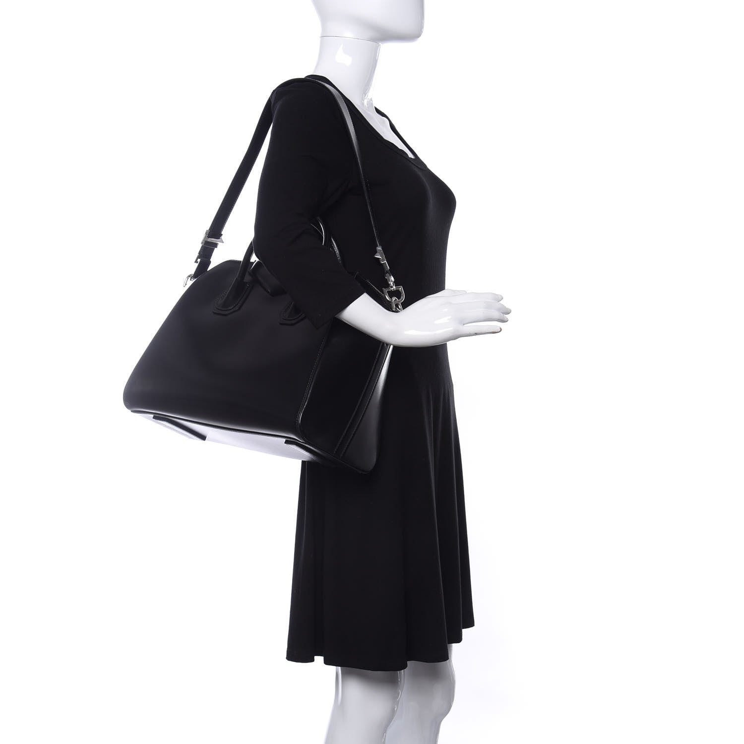 Givenchy Shiny Lord Calfskin Medium Antigona Black 2 of 9