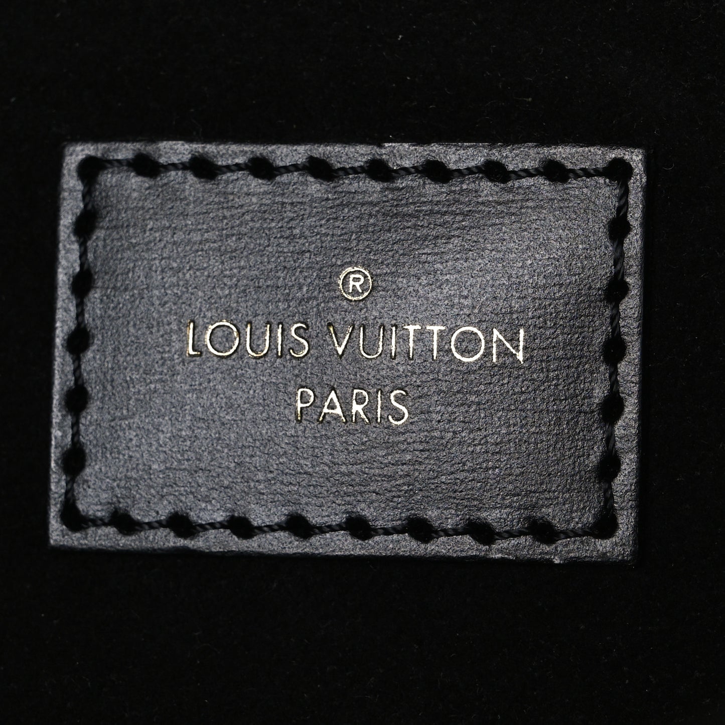 Reverse Monogram Pochette Metis