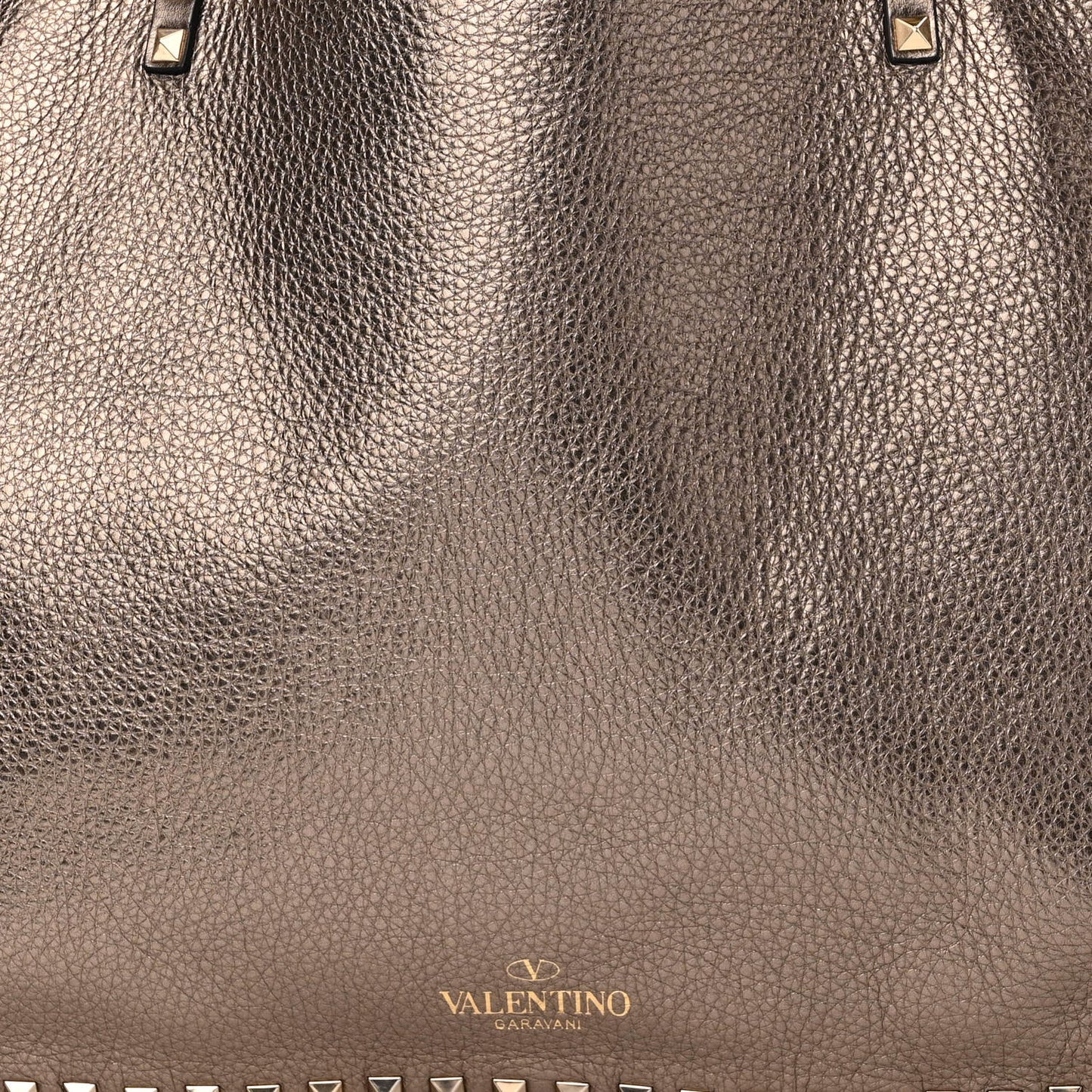 Metallic Grained Calfskin Large Rockstud Reversible Tote Skin Sasso