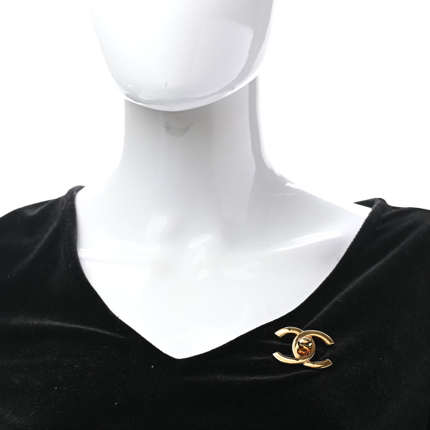 Metal CC Turn Lock Brooch Gold