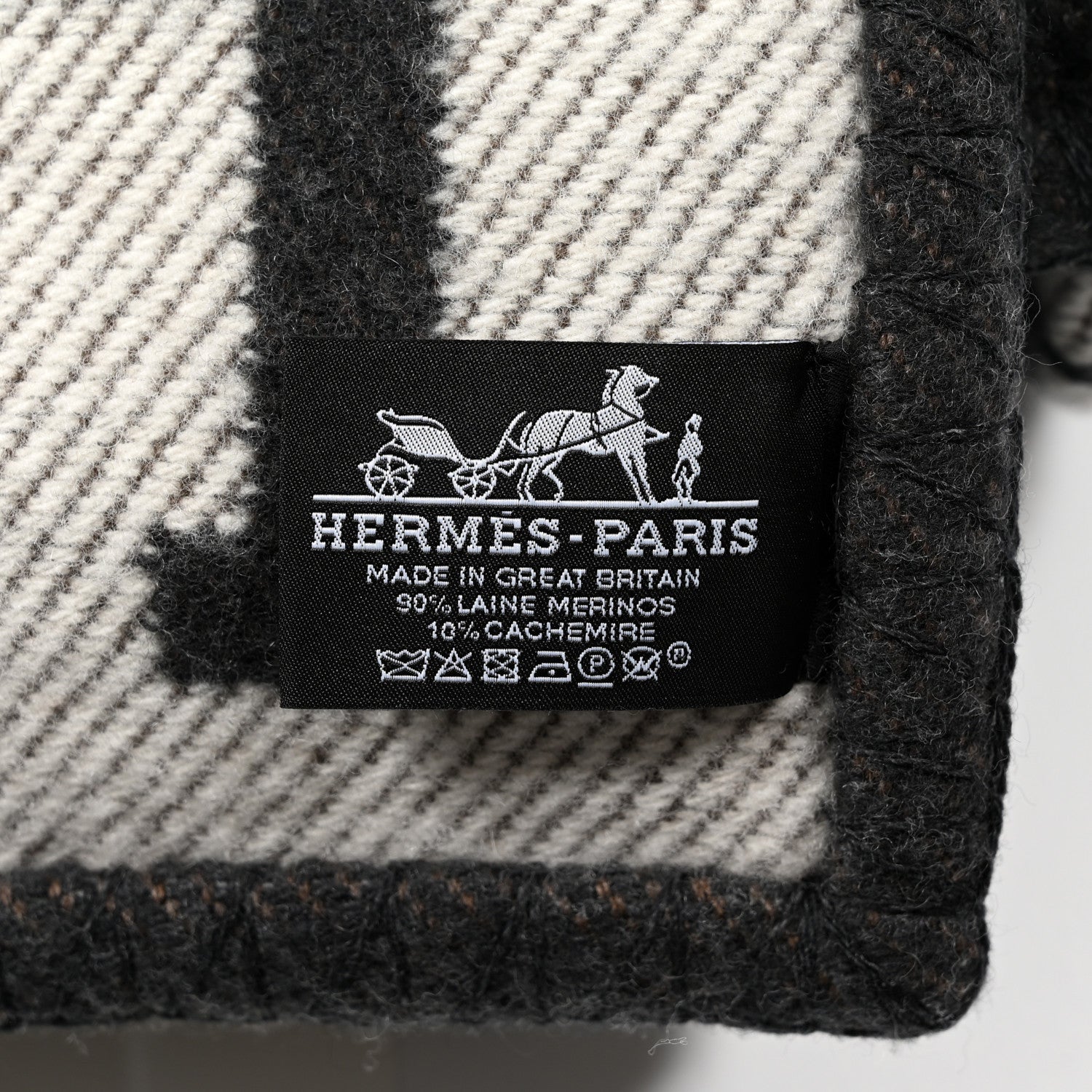 Hermes Wool Cashmere Avalon Signature Blanket Ecru Gris Fonce 3 of 3