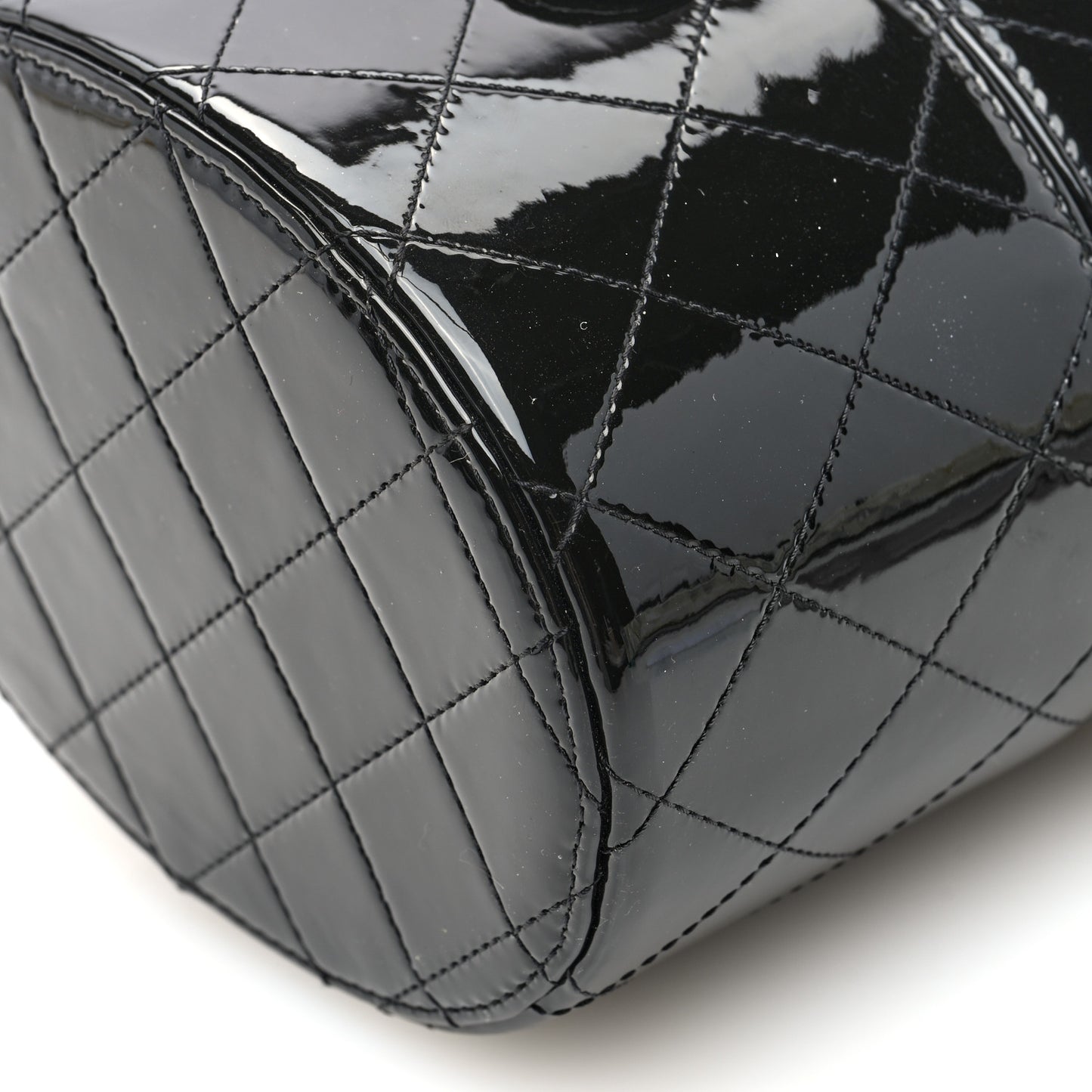 Patent Quilted Round Clutch With Chain Black