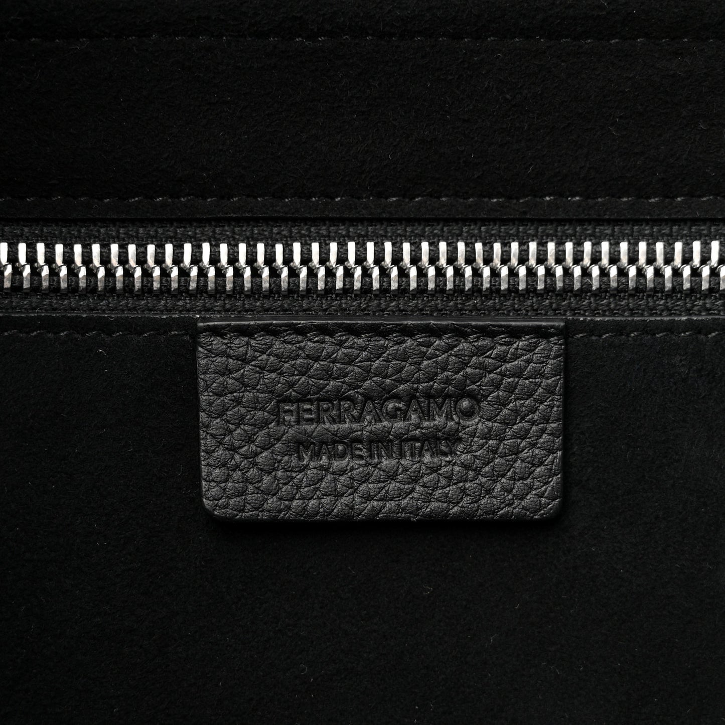 Hammered Calfskin XL East West Tote Bag Black