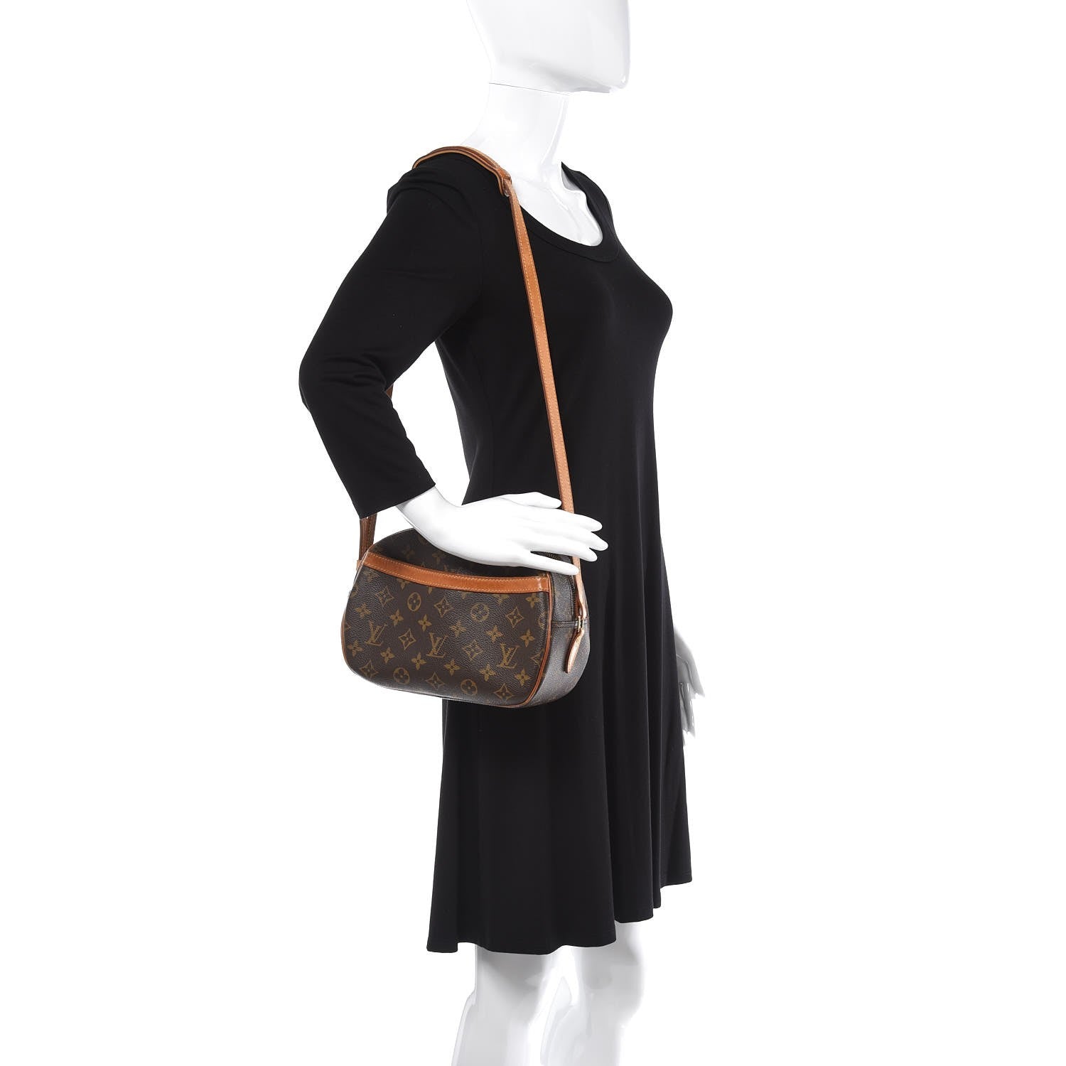 Louis Vuitton Monogram Blois 2 of 10