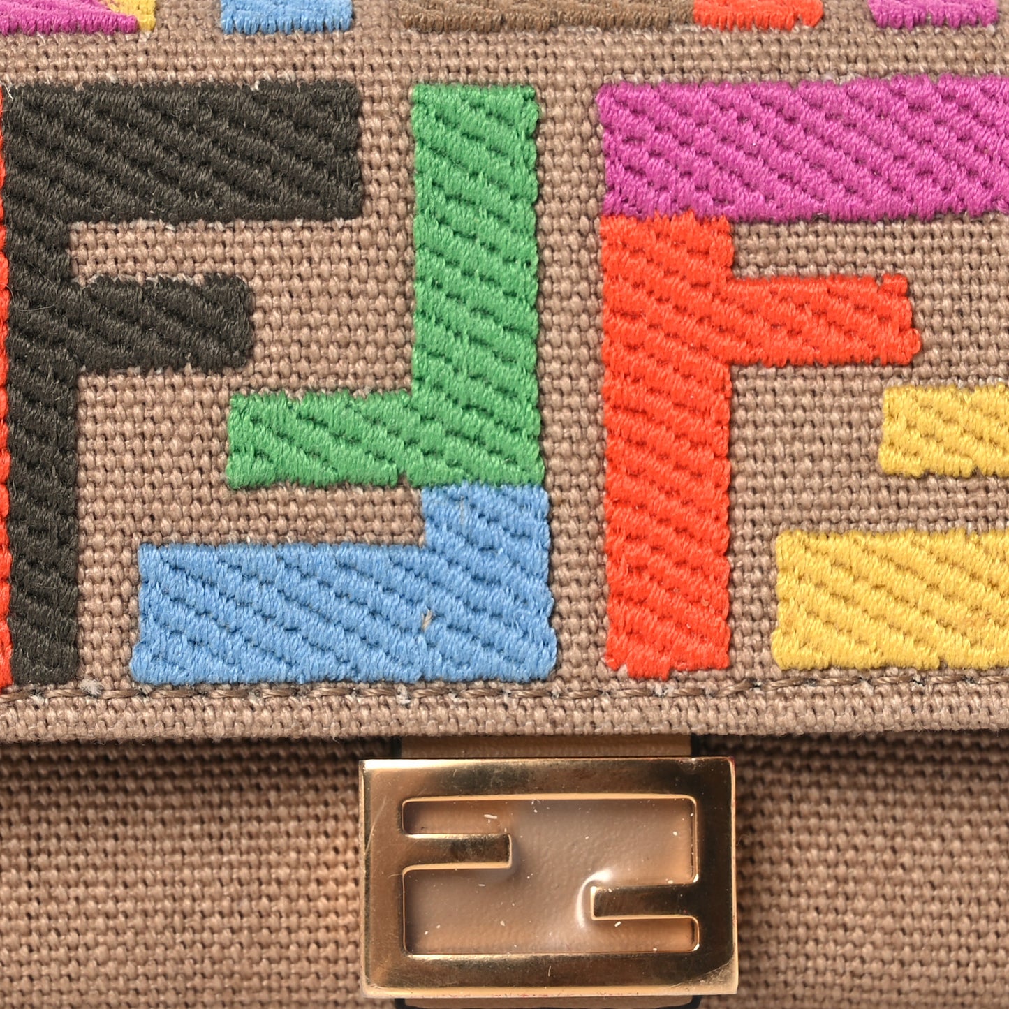 Canvas Vitello King FF Multicolor Embroidered Nano Baguette Charm Multicolor Cuoio