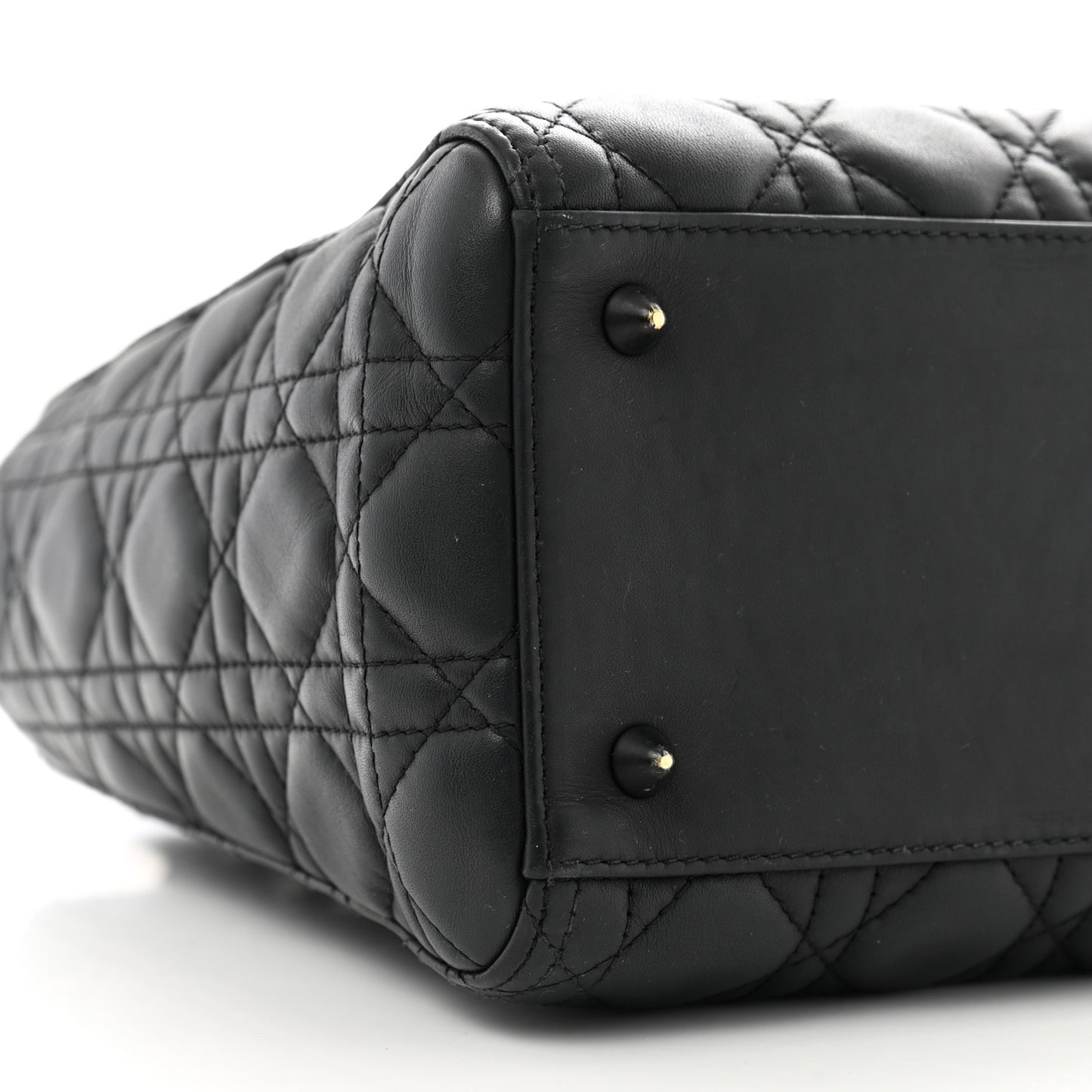 Ultra Matte Calfskin Cannage Medium Lady Dior Black
