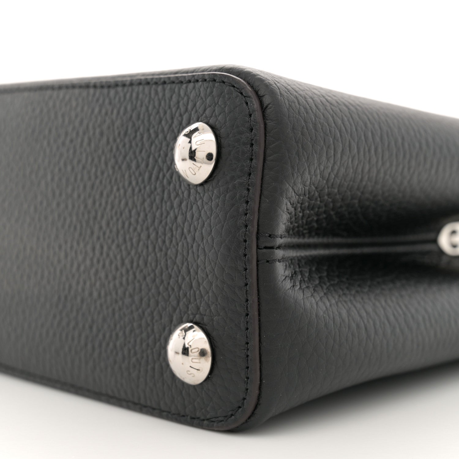 Louis Vuitton Taurillon Snakeskin Capucines BB Black 9 of 10