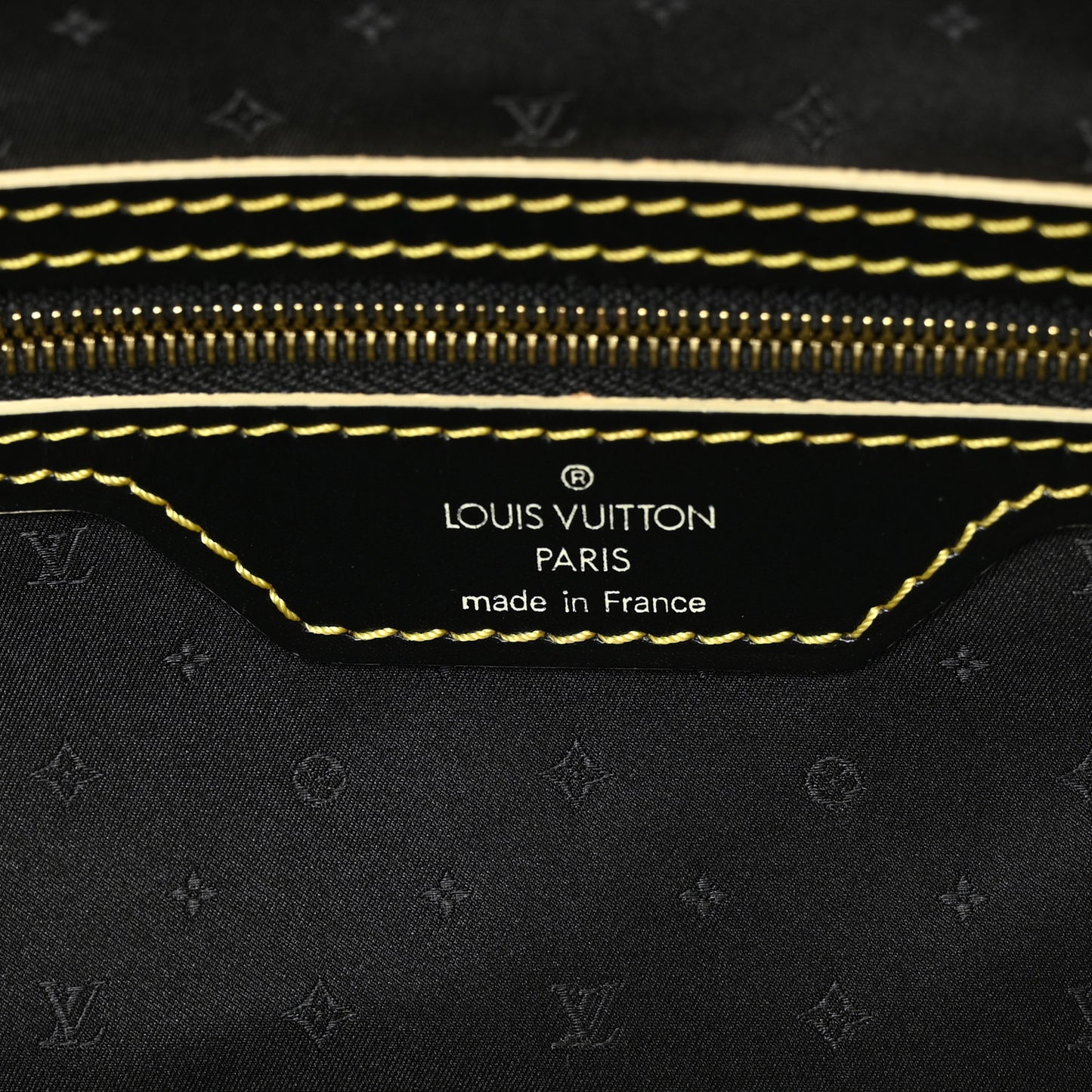 Suhali Lockit MM Black