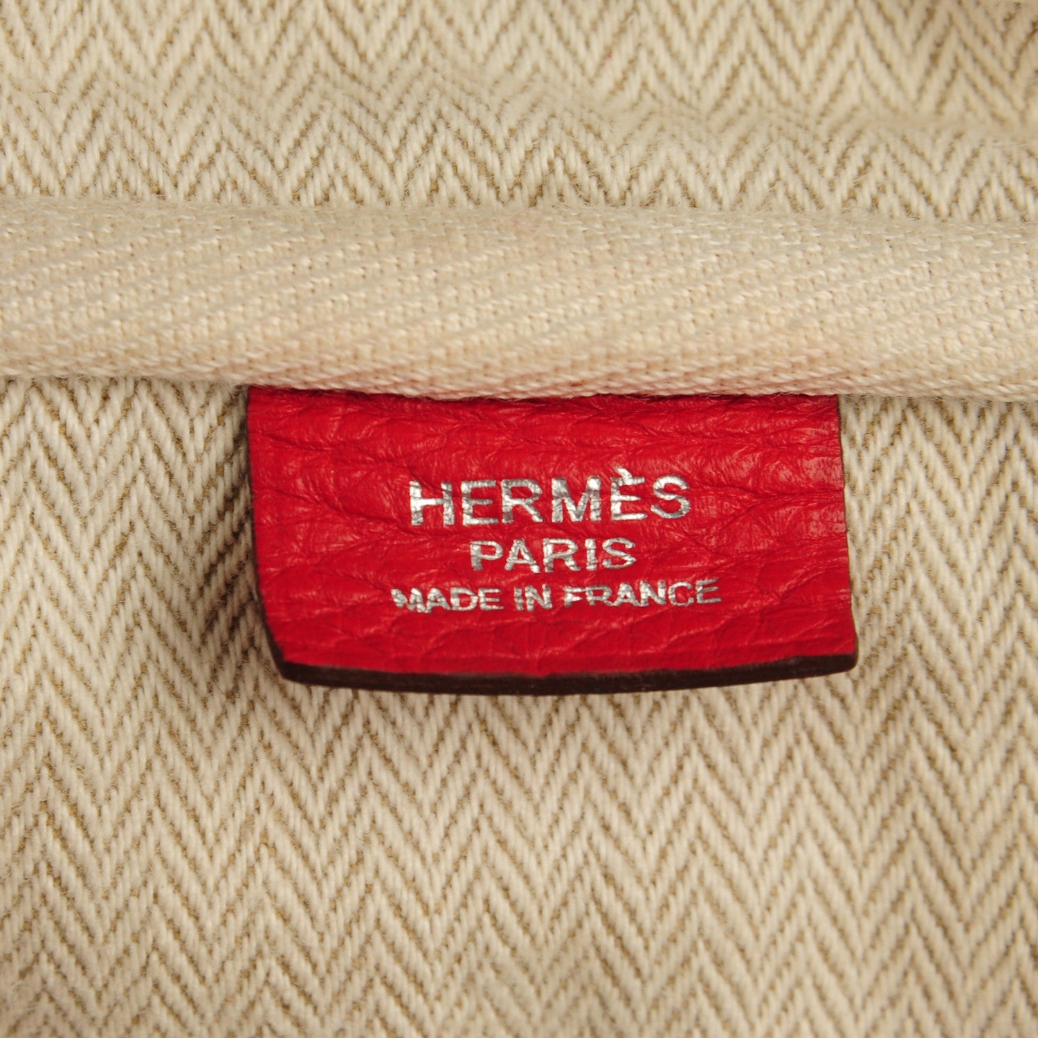 Hermes Taurillon Clemence Victoria II 35 Rouge Casaque 15 of 15