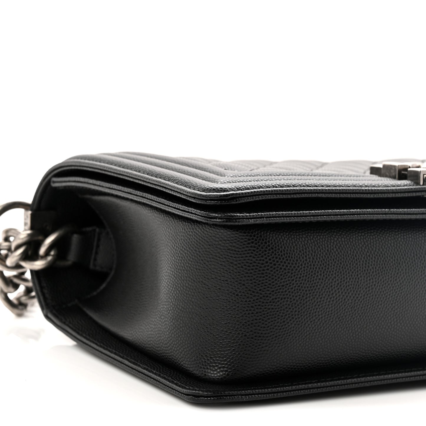 Caviar Quilted Medium Boy Flap Black