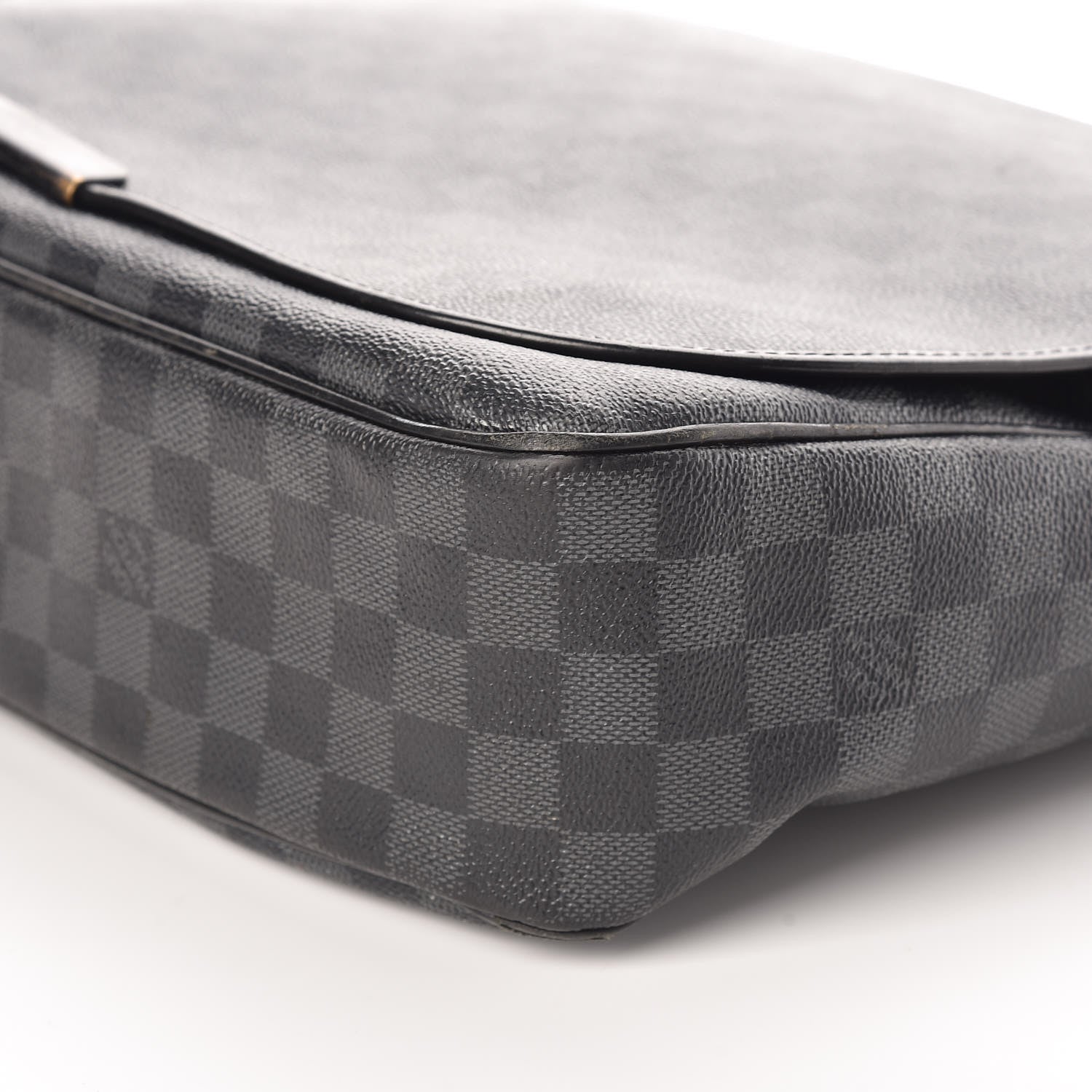 Louis Vuitton Damier Graphite Daniel GM 6 of 12