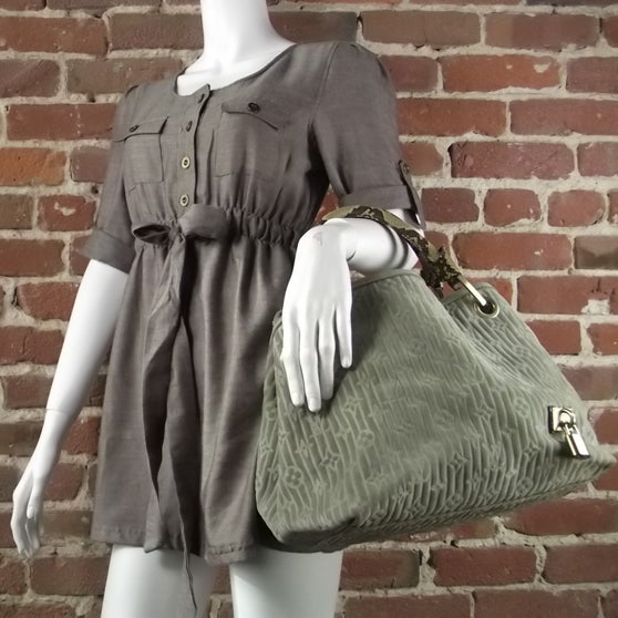 Louis Vuitton Suede Python Monogram Whisper PM Jade 2 of 8